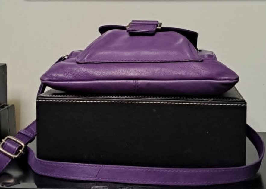 New Danier Purple Genuine Leather Crossbody Y2K Bag - photo 5