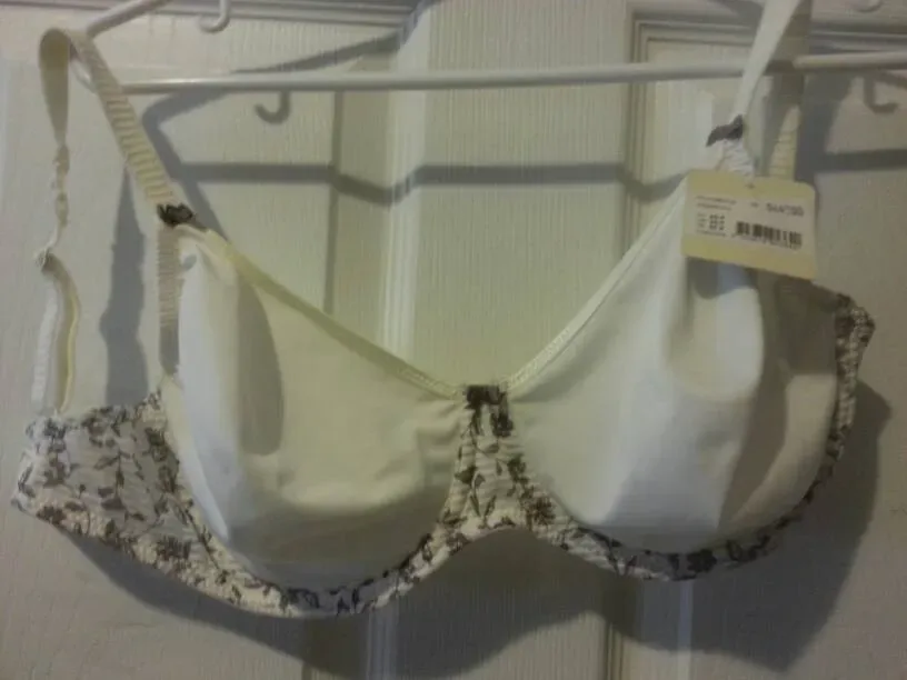 New & Beautiful "Change" Brand Bra (White With Subtle Purple ... - photo 2
