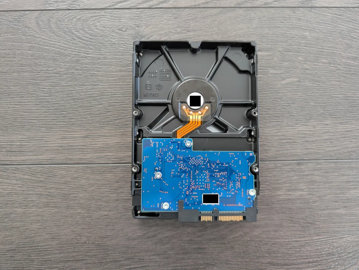 Toshiba 1TB SATA HDD hard disk - photo 2