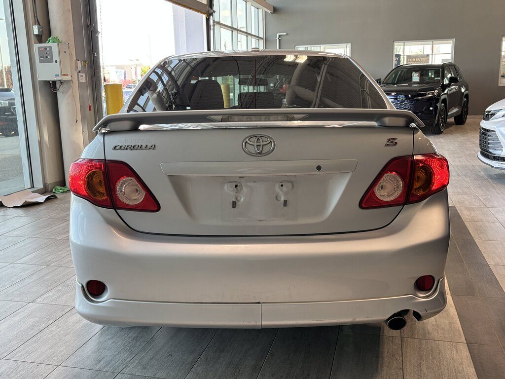 2010 Toyota Corolla - photo 4