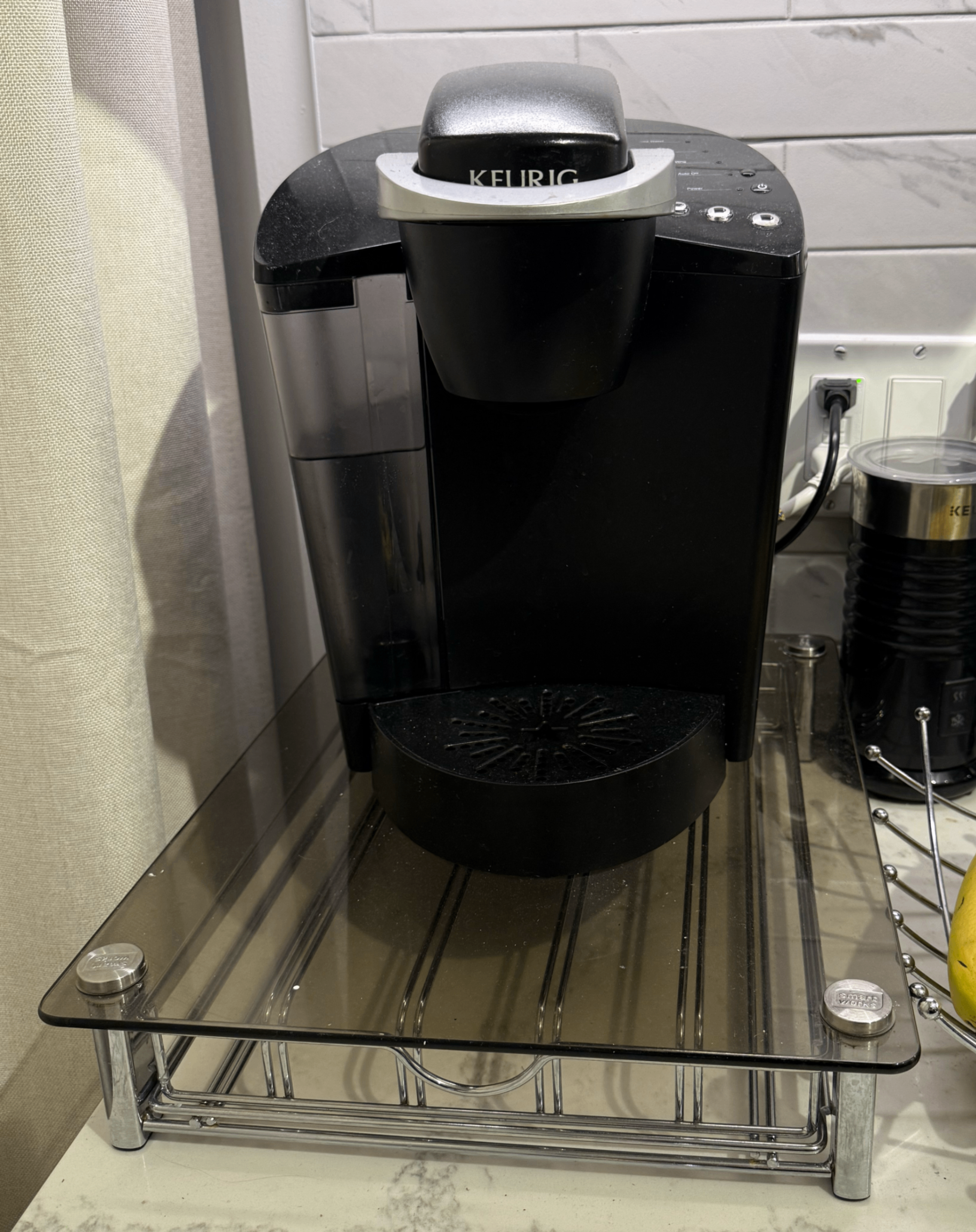 Keurig K40 Brewer + Chrome/Glass K-Cup Pod Stand - photo 2