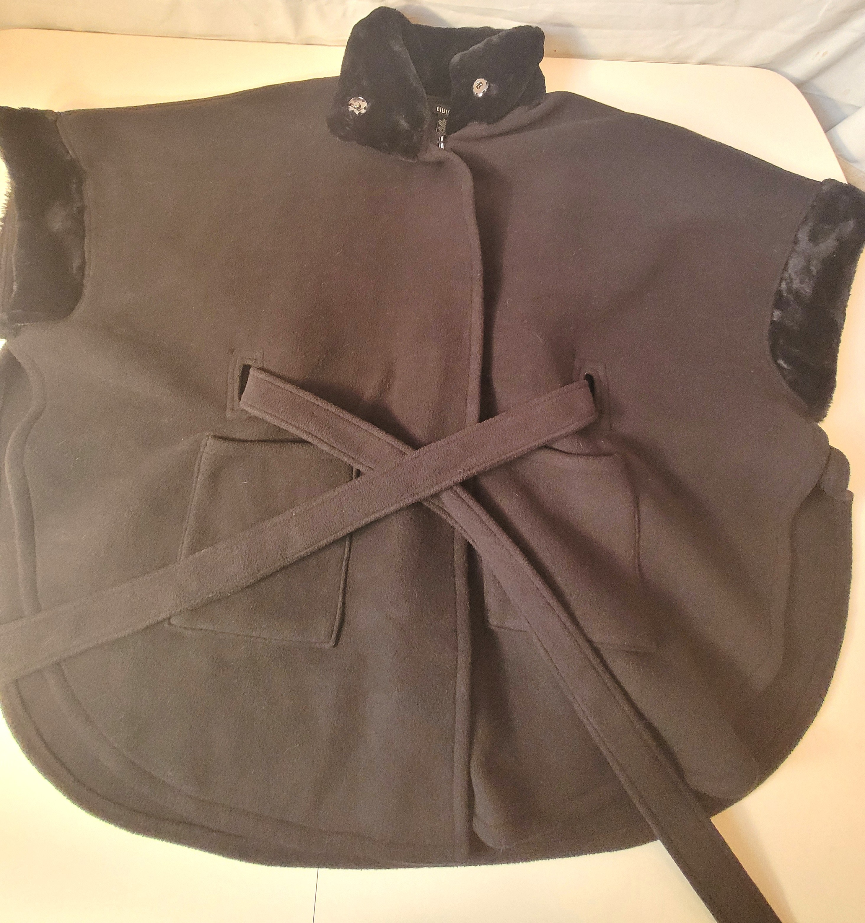 Eivissa Black Fleece Belted Cape Coat Faux Fur Collar Cuffs Wrap - photo 4