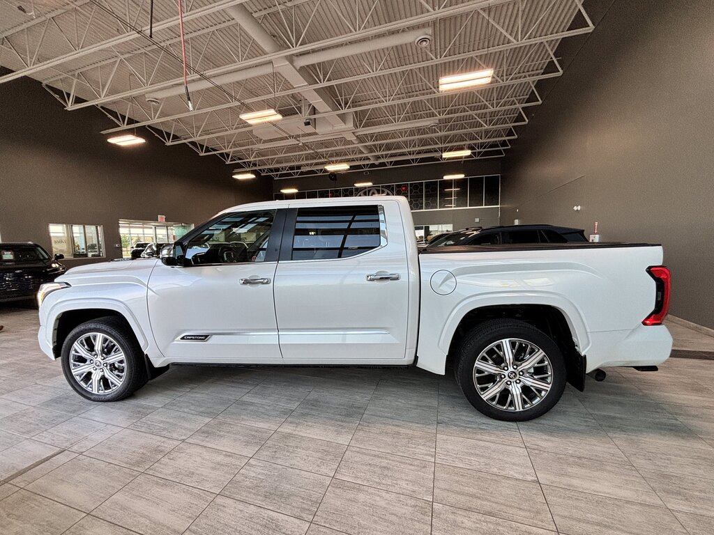 2024 Toyota Tundra - photo 4
