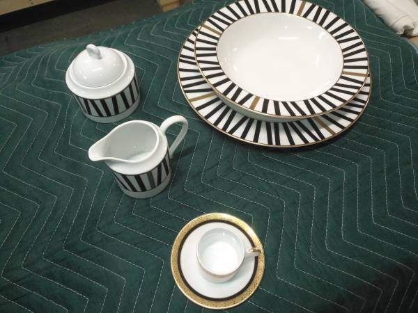 Mikasa dinnerware & service set - photo 3