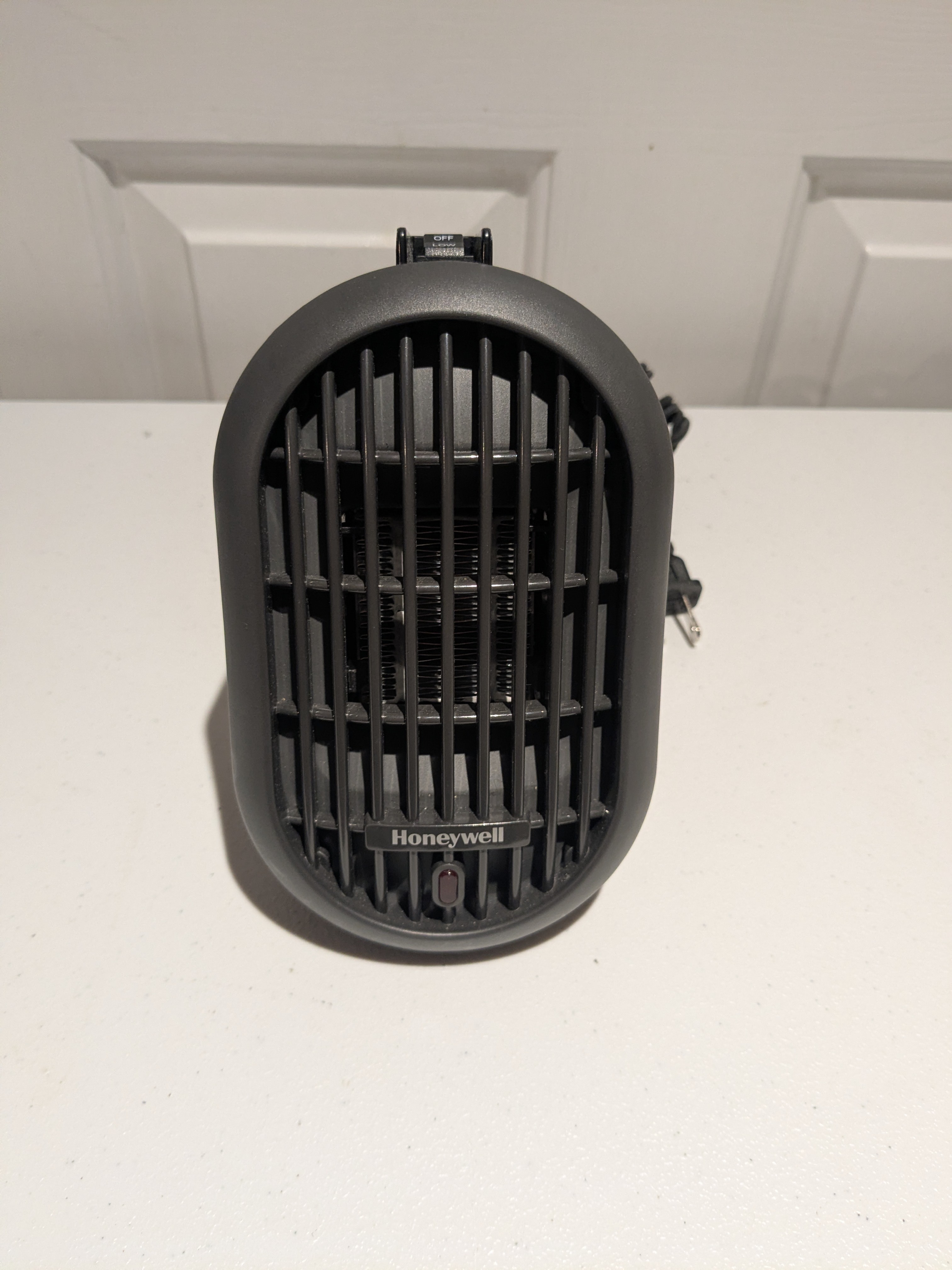 Honeywell HeatBud Personal Compact Heater
