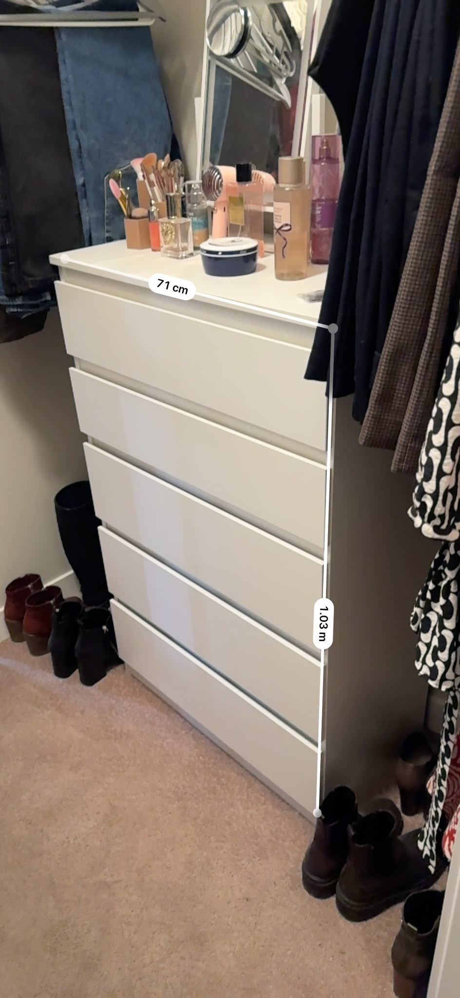 MUST GO MOVING SALE - 4-Drawer Dresser - photo 2
