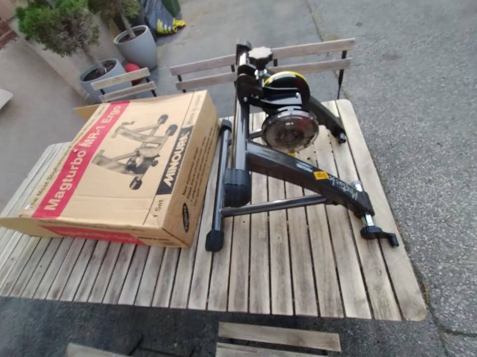 Minoura Magturbo Bicycle (Bike) Ergo Trainer - photo 3