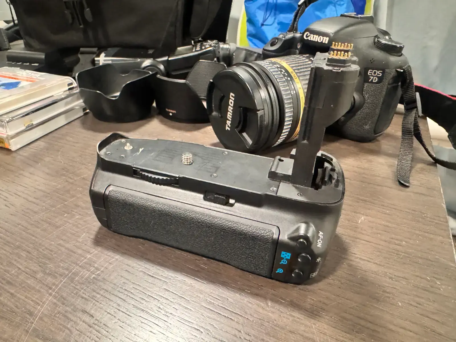 Canon EOS 7D Camera Bundle with Tamron Lens and Accessories - photo 3