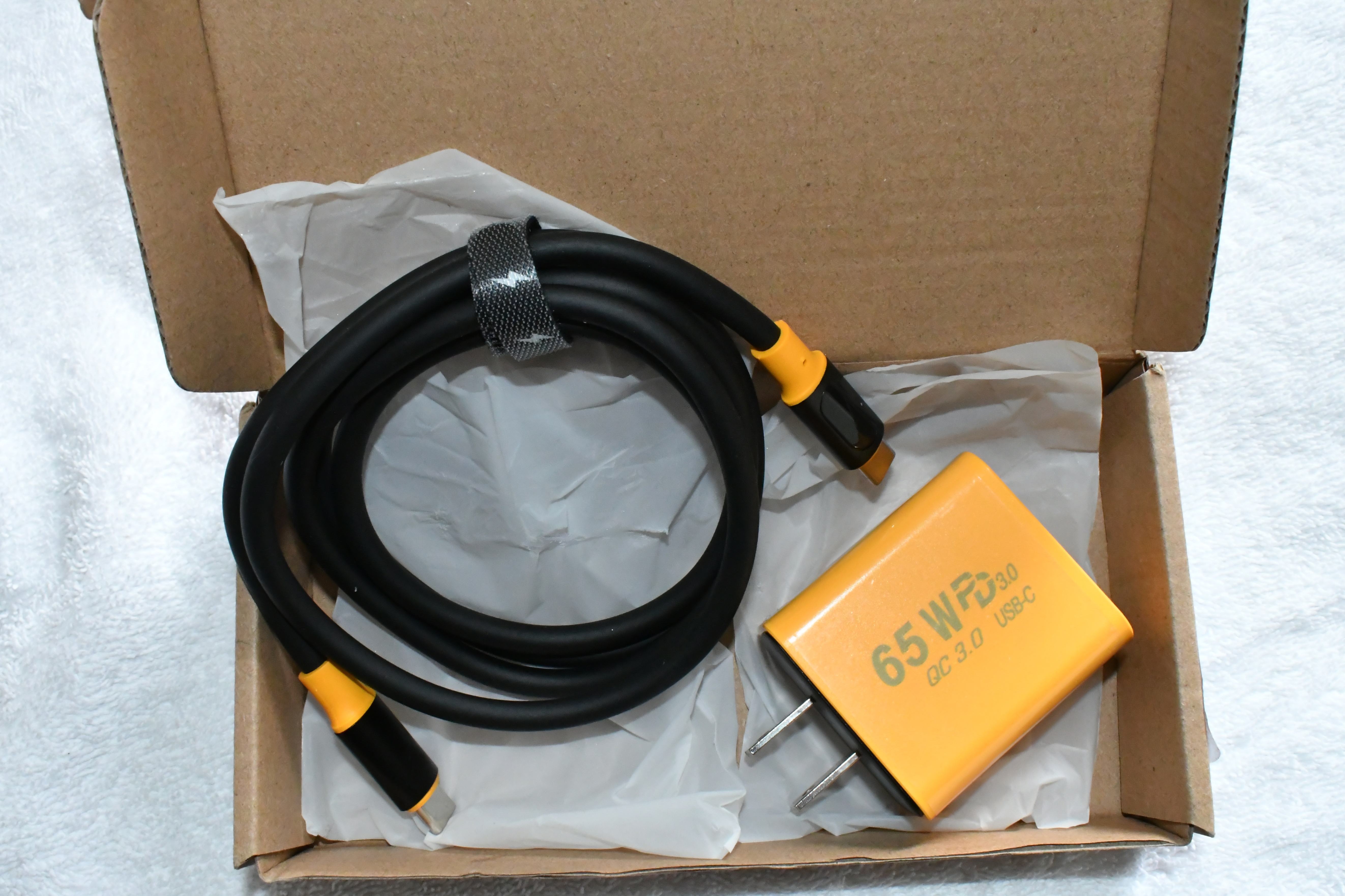 65W GaN USB-C Fast Charger with 100W USB-C Cable - photo 2