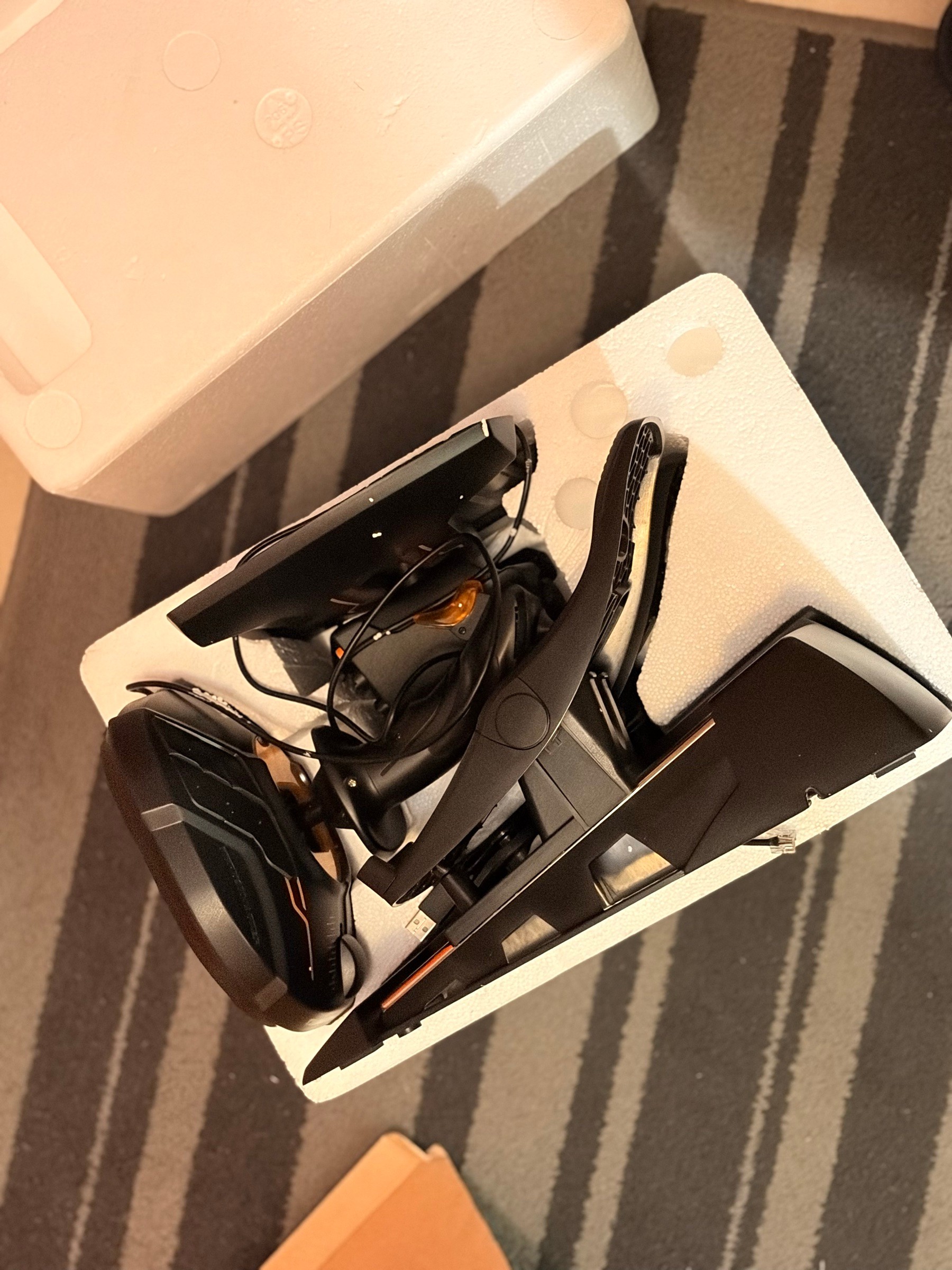 Thrustmaster T16000M FCS Flight Pack (joystick+throttle+pedals) - photo 5