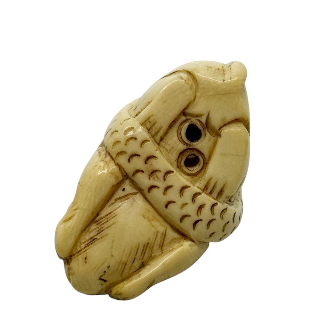 Meiji - Taisho carved Bone monkey & snake Japanese netsuke - photo 5