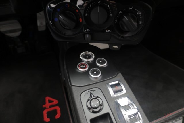 Alfa Romeo 4C - photo 4
