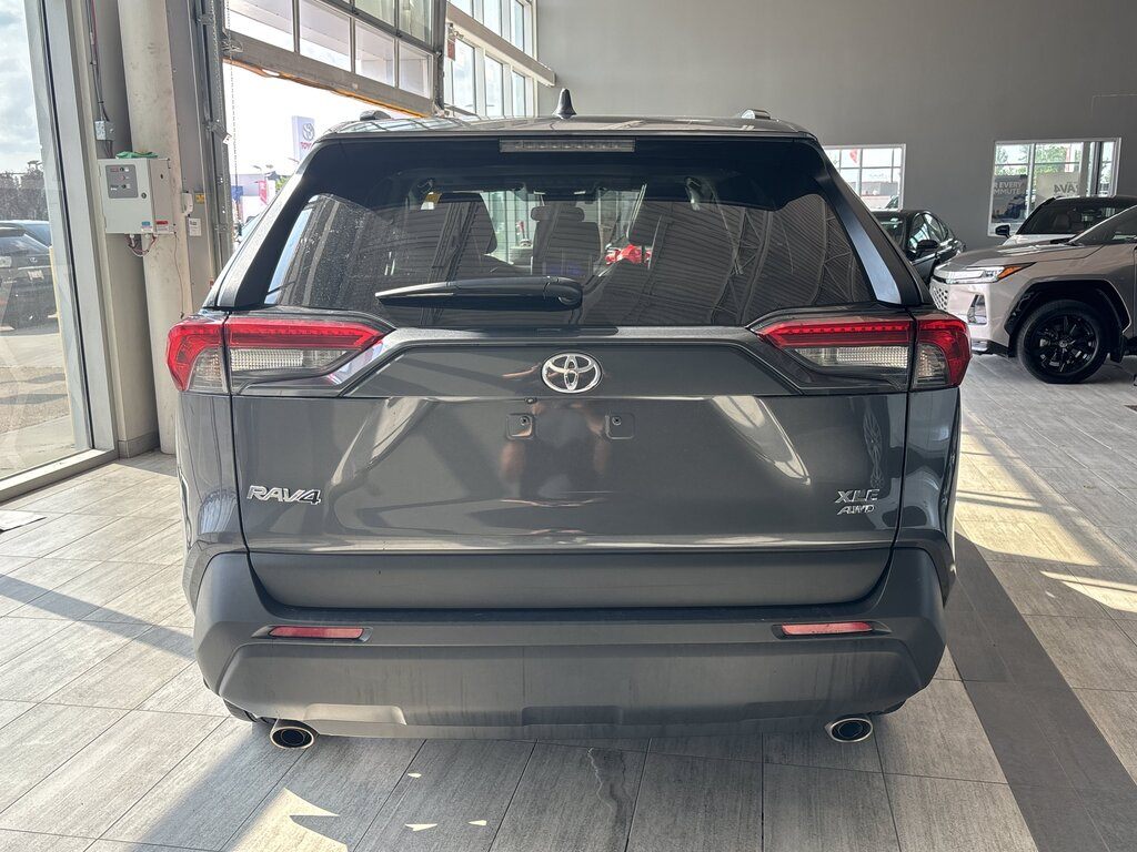 2023 Toyota RAV4 - photo 4