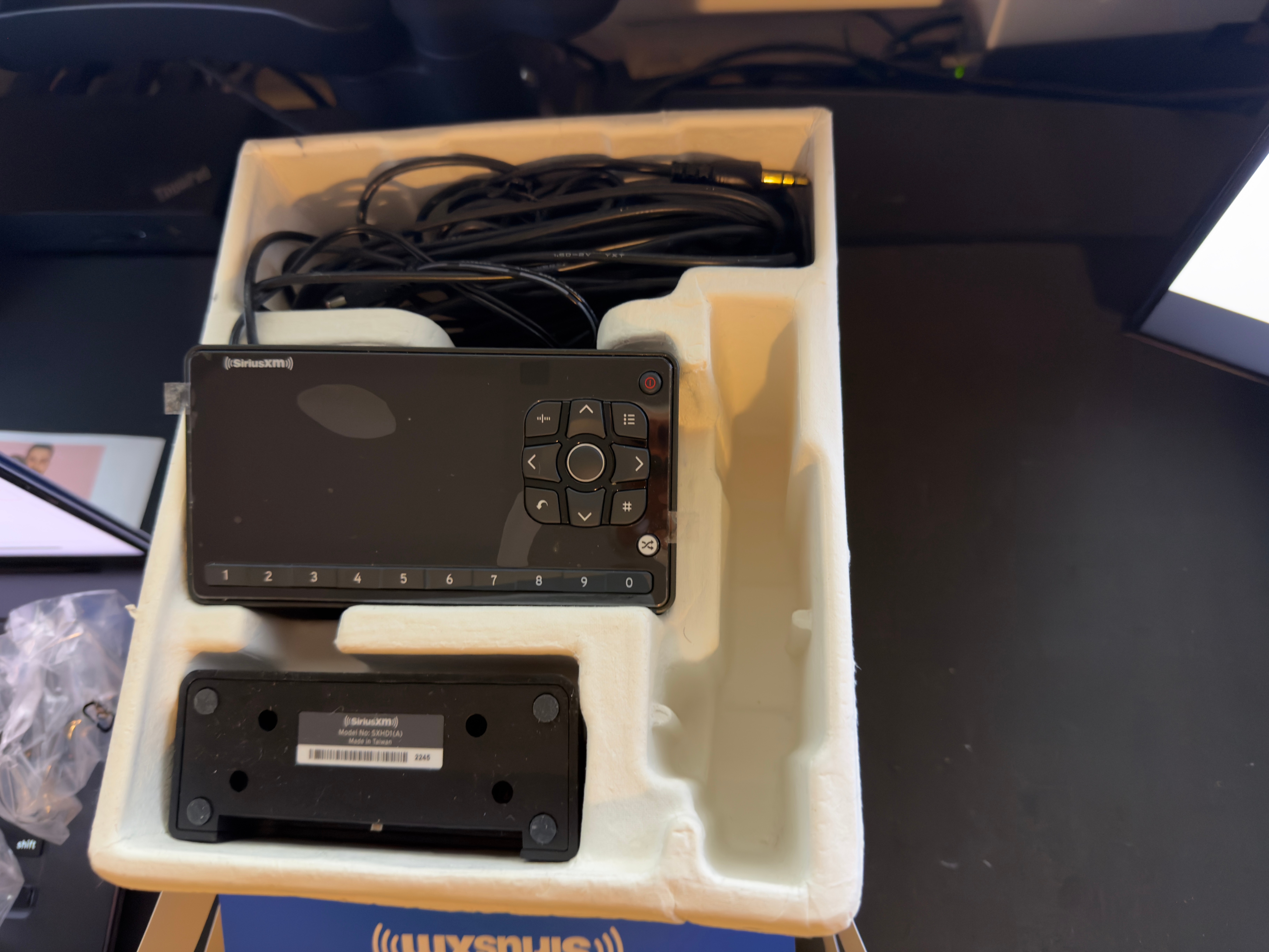 SiriusXM Onyx EZR Satellite Radio with Home Kit - photo 4