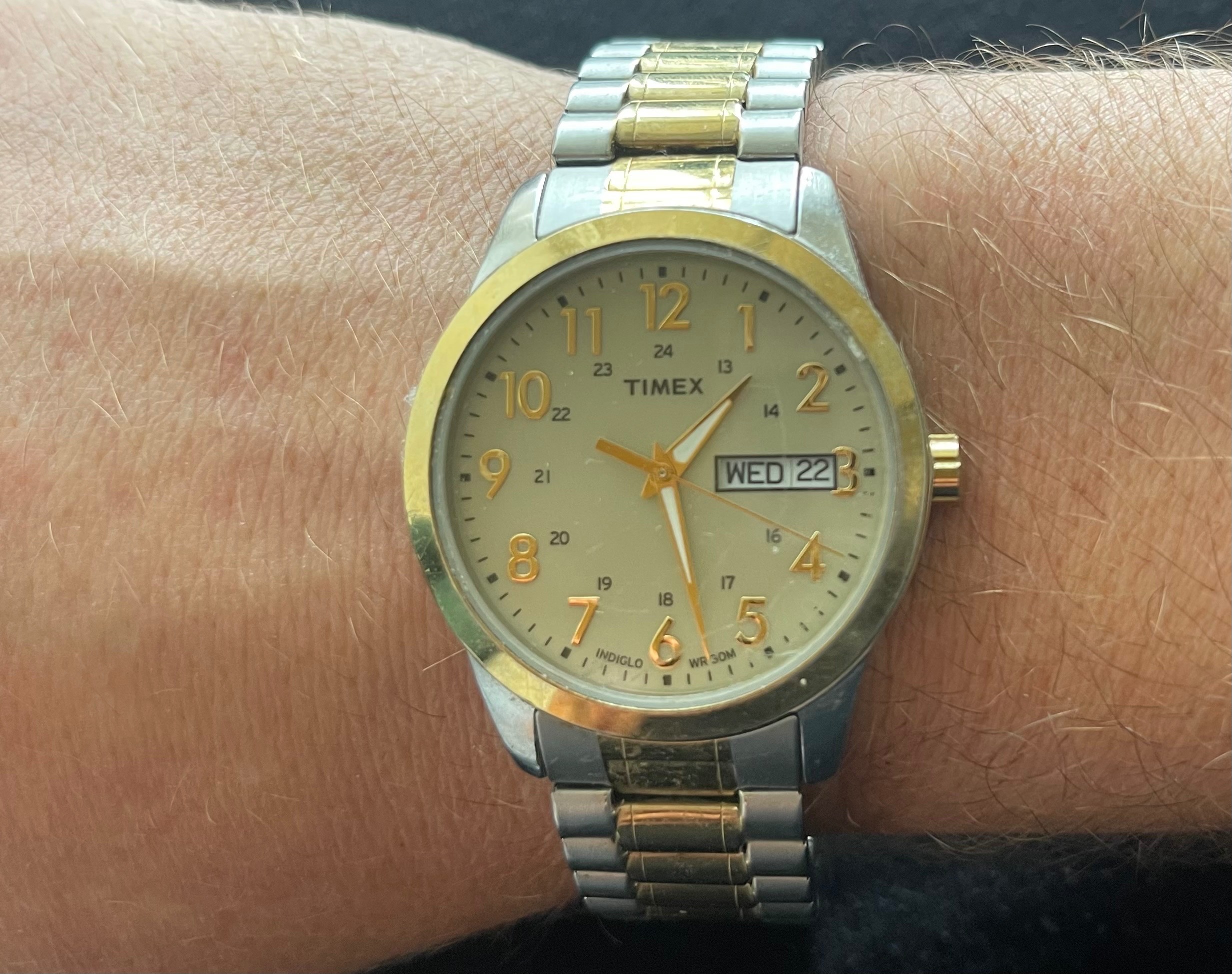 Timex Two-Tone Indiglo Stretch Watch (Working) - photo 2