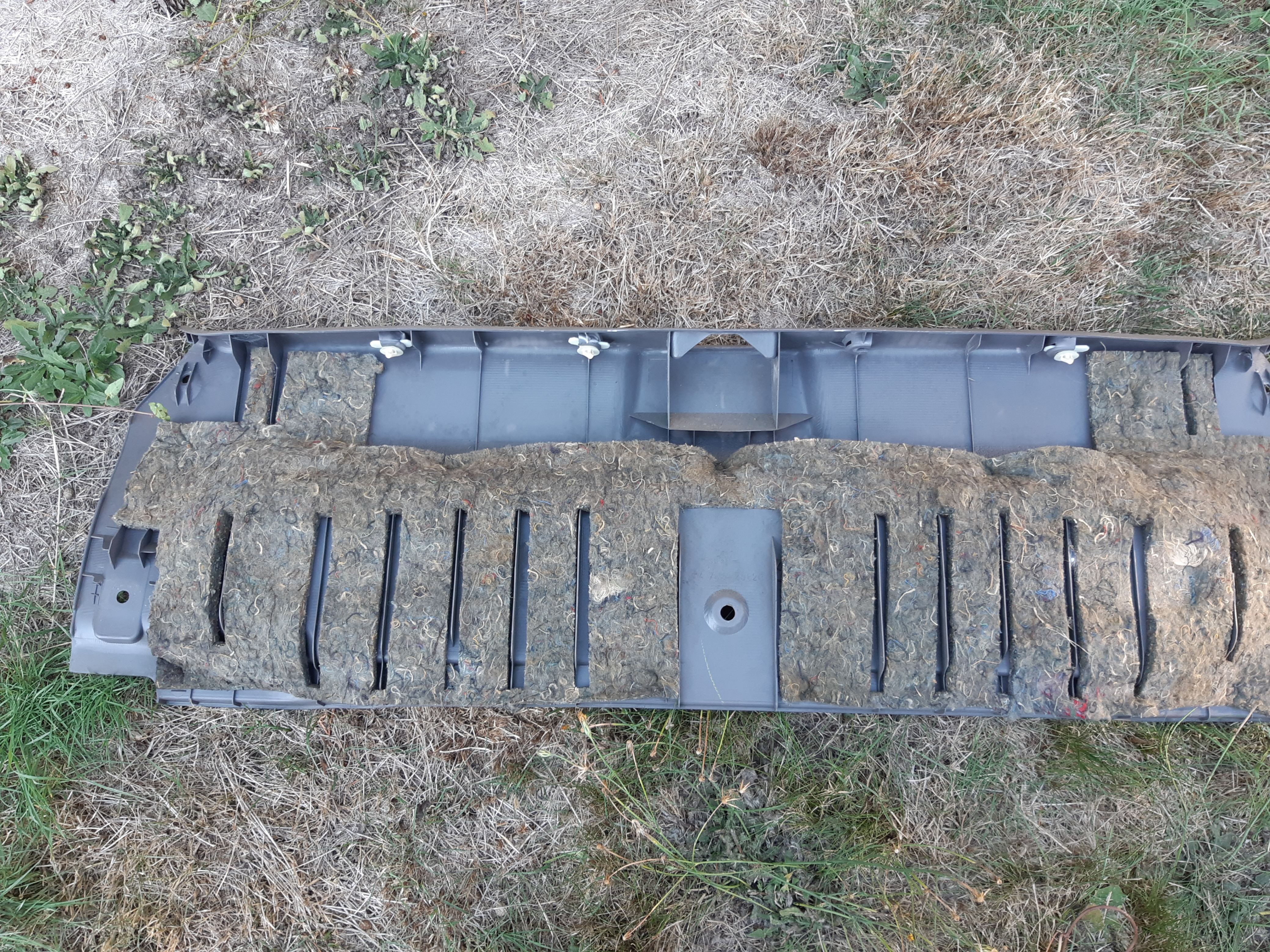 Toyota Celica 00-05 GT/GTS Rear Trunk Interior Panel - photo 2