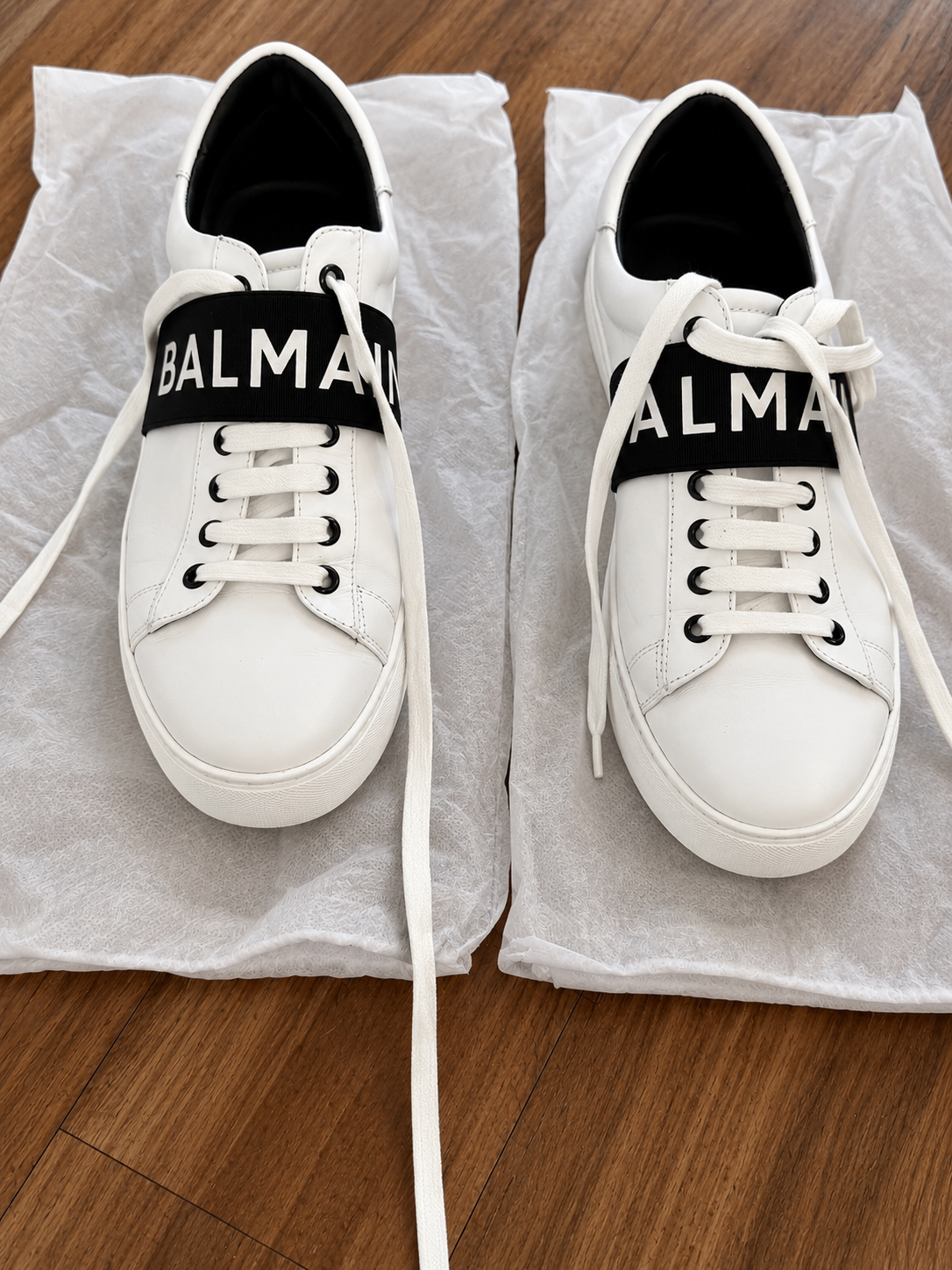 Balmain Logo Leather Sneakers – White | Women's Size 39 - photo 2