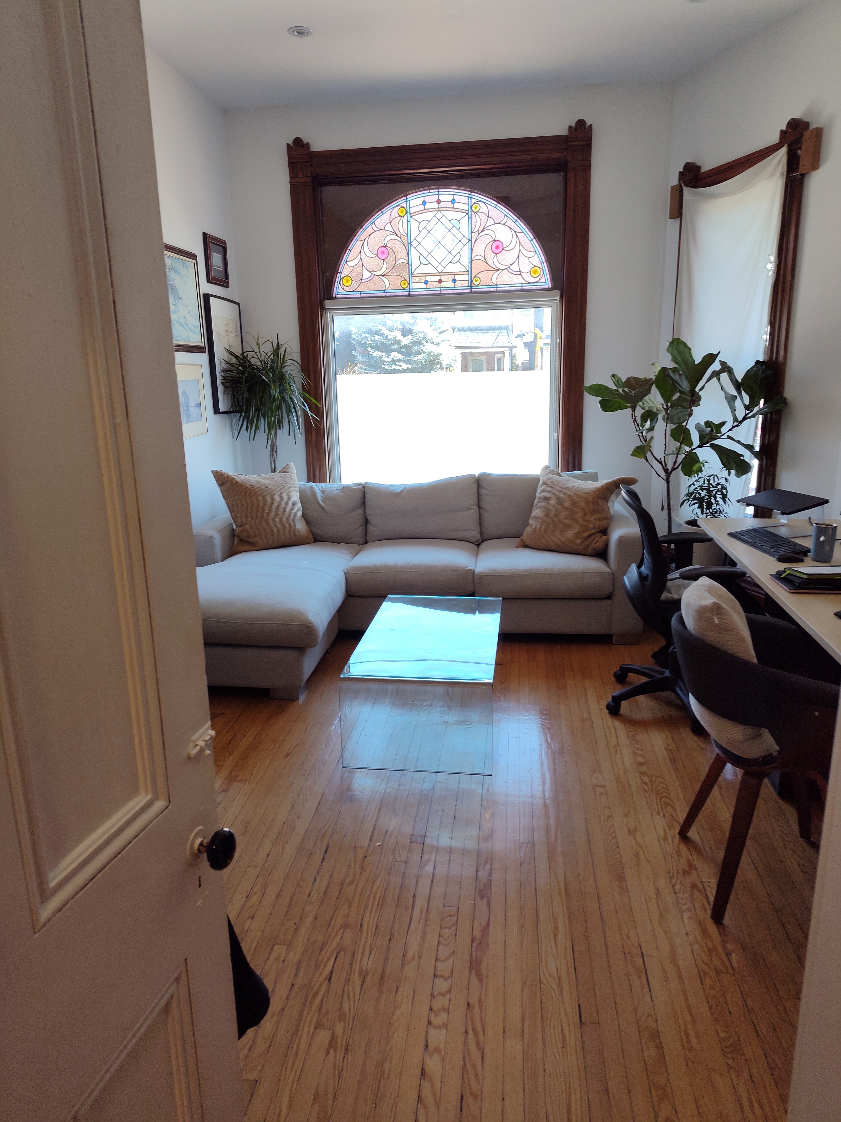 Spacious Main Floor House Apartment Bathurst Harbord South Annex