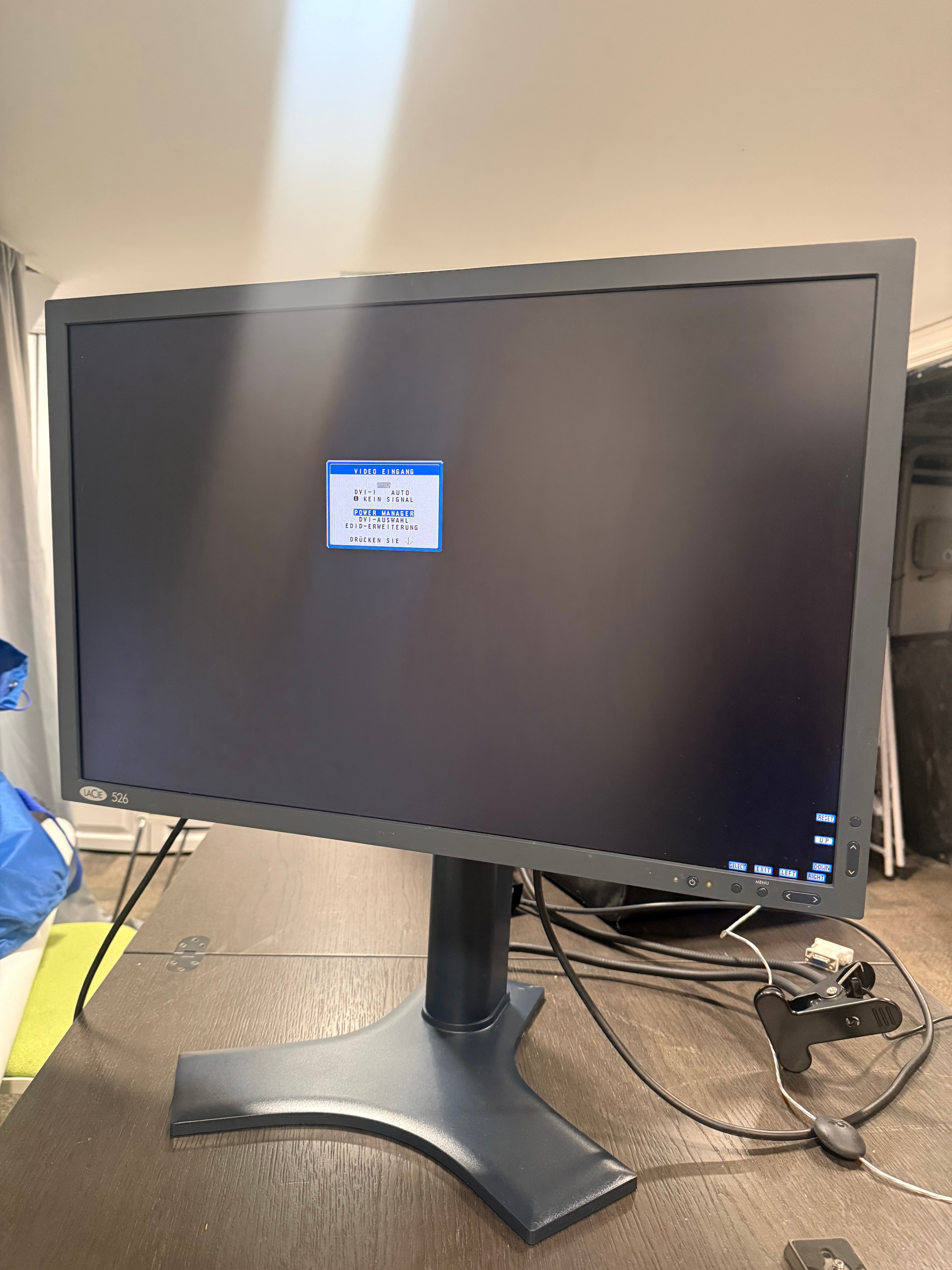 LaCie 526 Monitor with Blue Eye Calibrator