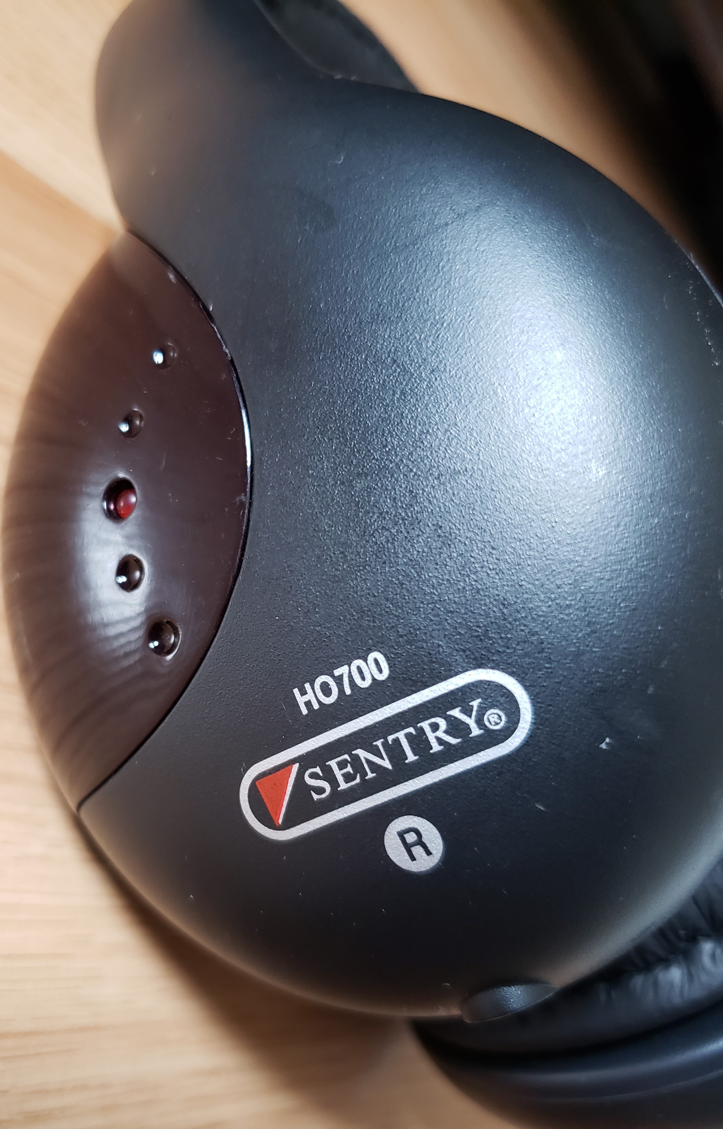 Wireless Headphone FM Radio SENTRY HO700 $10 - photo 4