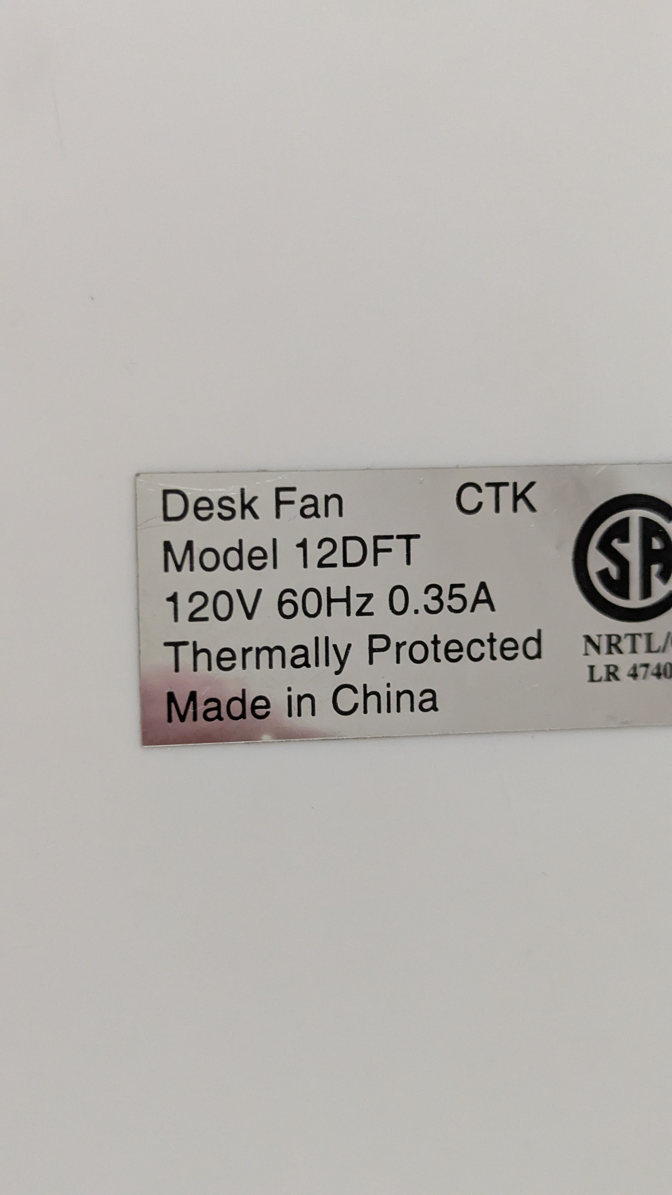 13" Oscillating table fan has 3-speed 12DFT - photo 3
