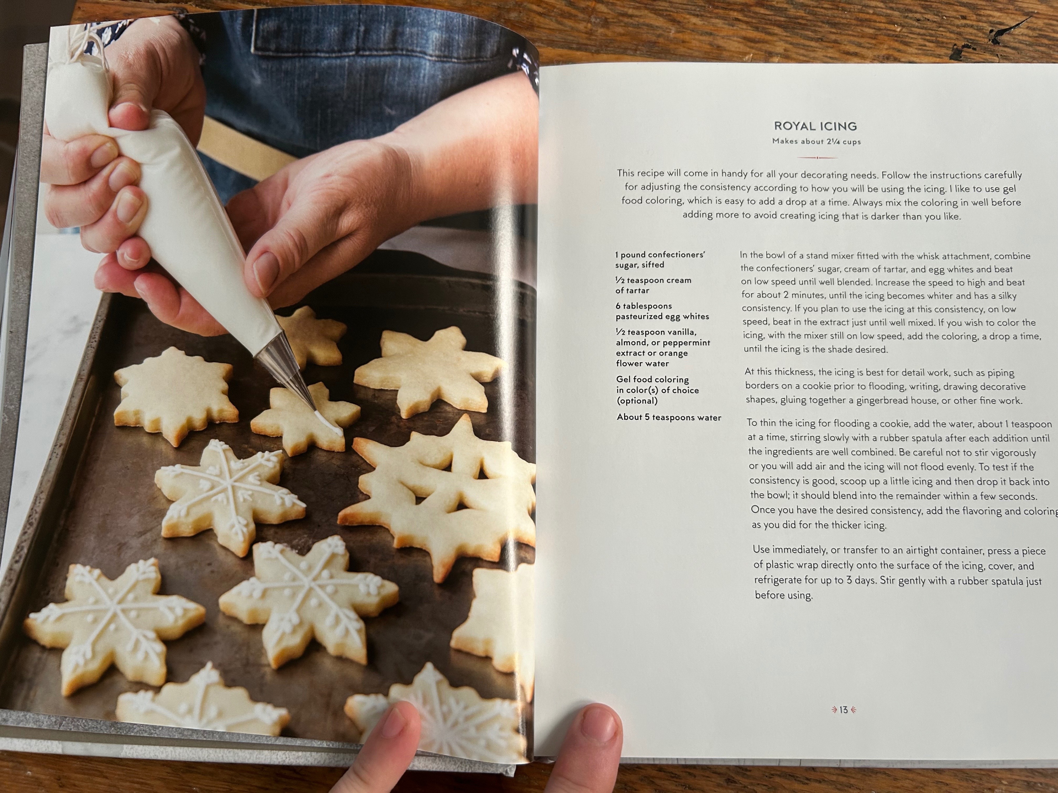 Holiday Cookies Cookbook - photo 3