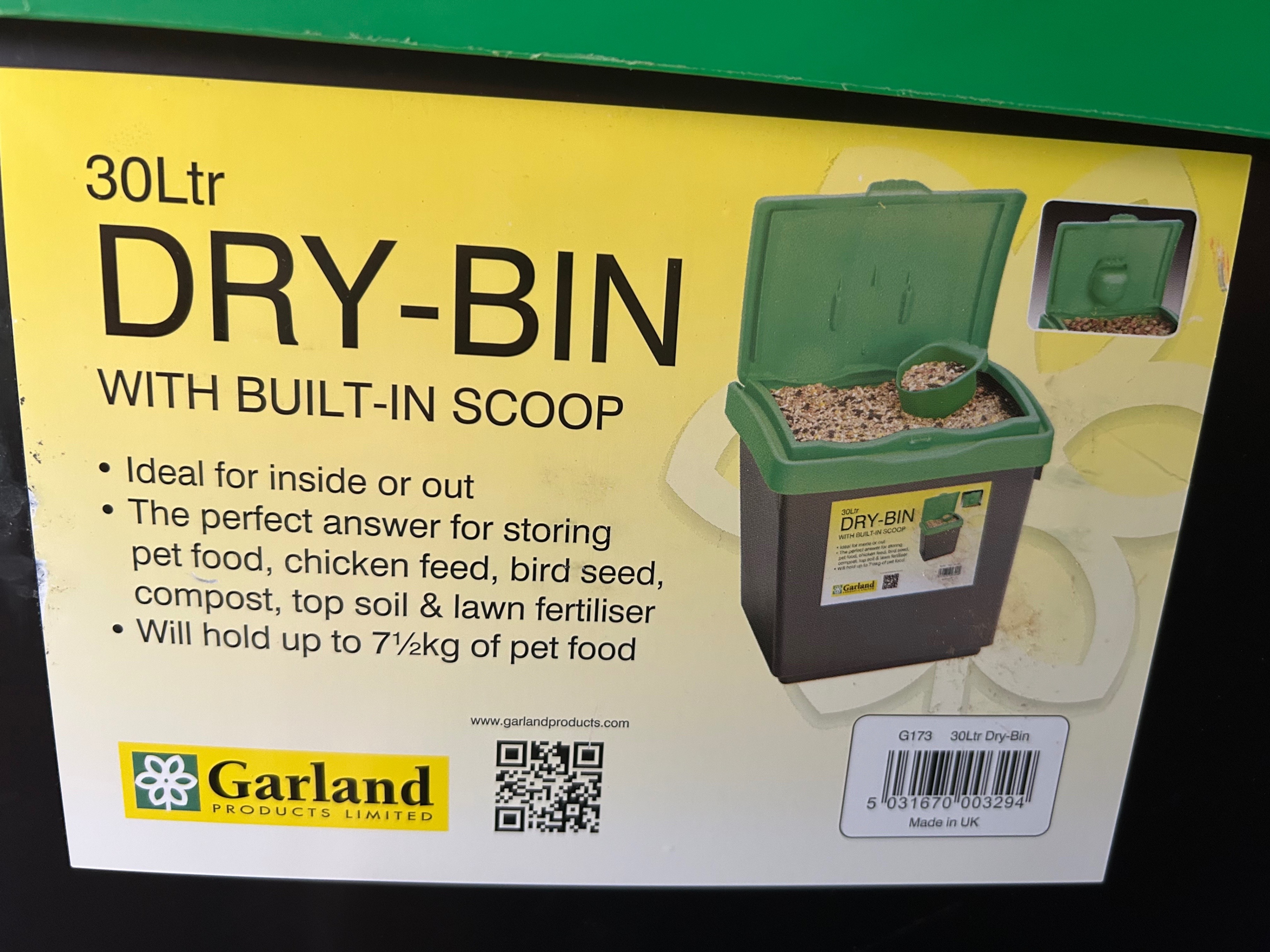 30L Dry Bin for Pet or Bird Food, Green/Black, Built in Scoop - photo 2