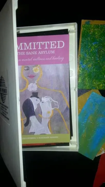 Weird/Crafty Buns: Vintage Propaganda And Painted Cards - photo 4