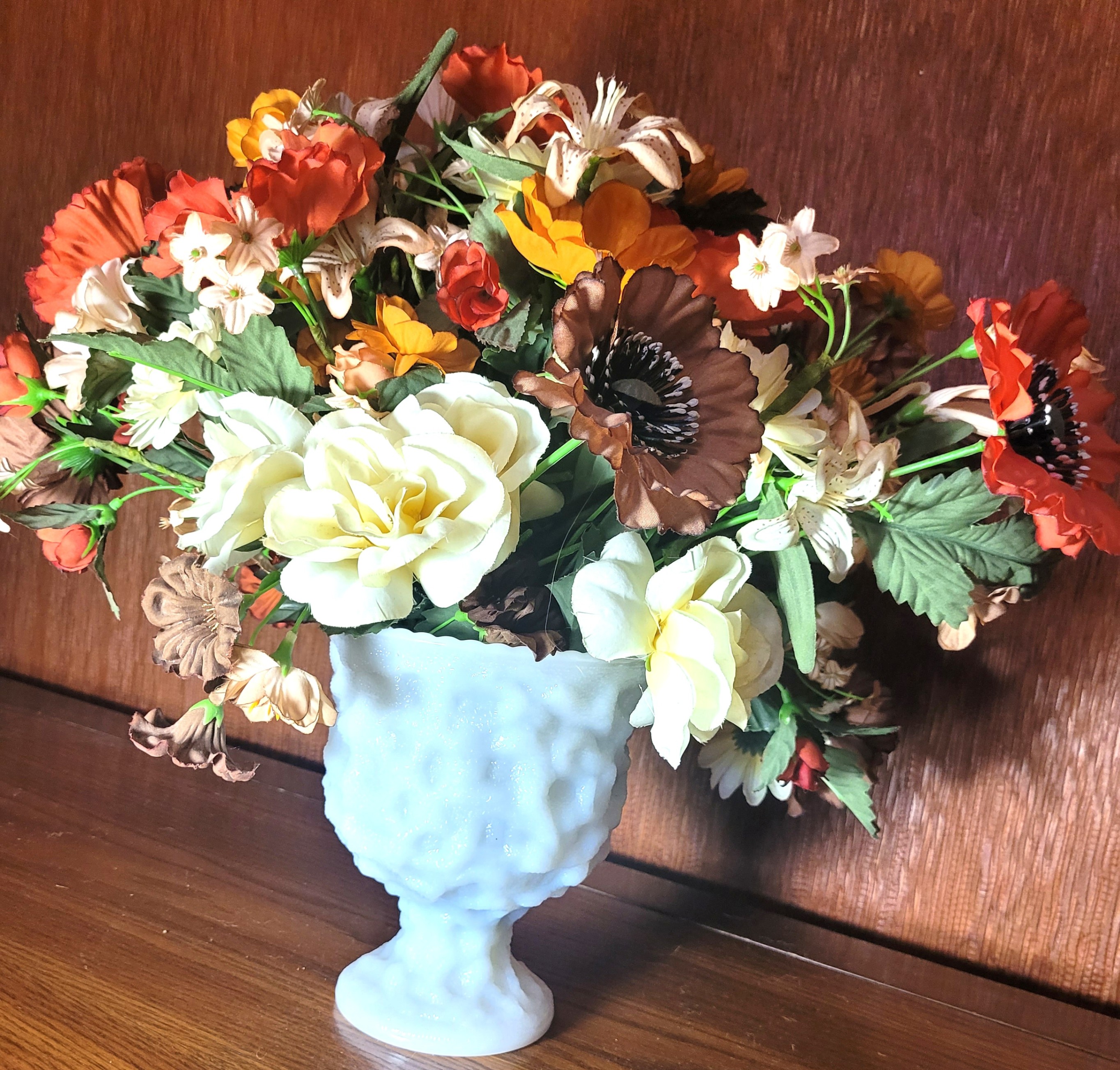 1960s E.O. Brody White Milk Glass Pedestal Vase Faux Floral Art - photo 2