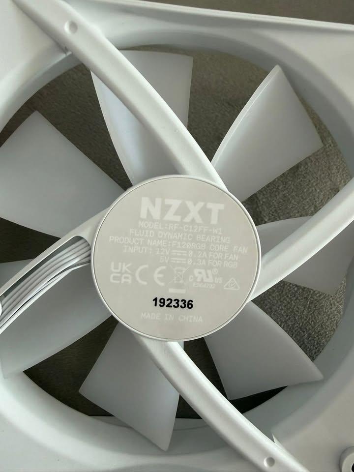 NZXT F120 RGB Core Fan 120mm White RF-C12FF-W1 - photo 2