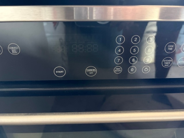 Brand New Electric Cooktop and built in stainless steel oven - photo 4