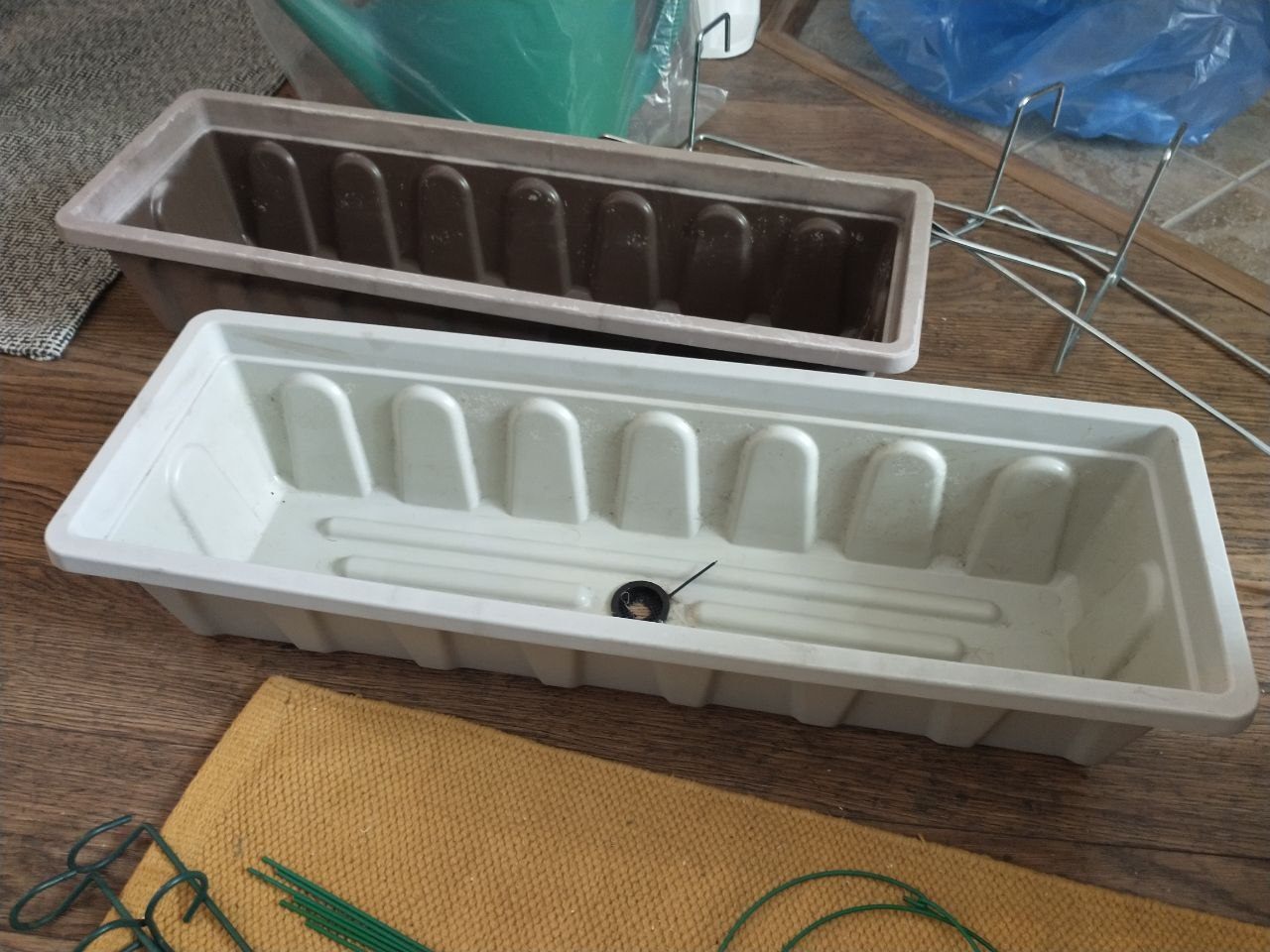 Garden/Planting Bundle - $5 Total - photo 2