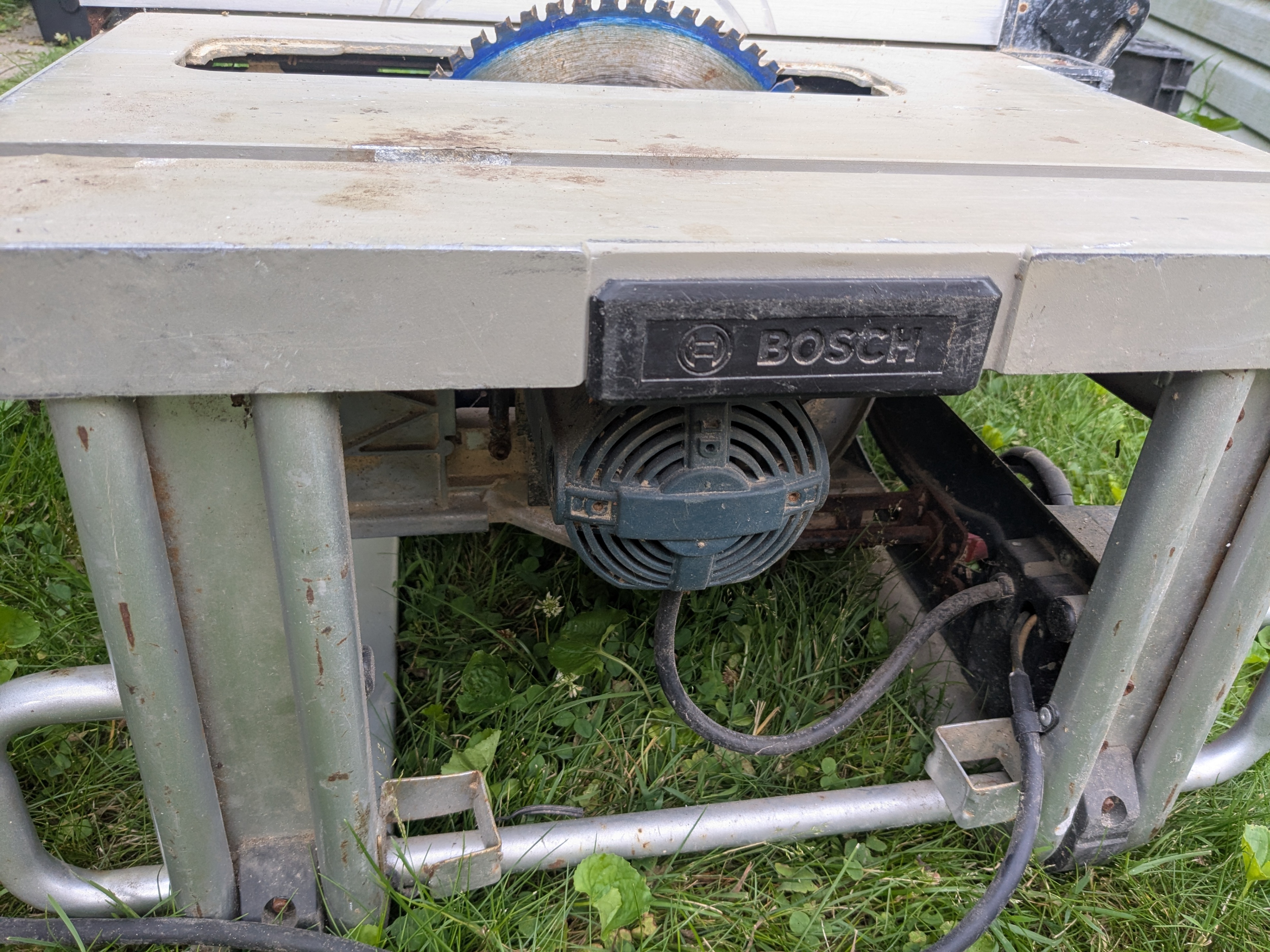 Bosch GTS1031 10′′ Jobsite Table Saw - photo 4