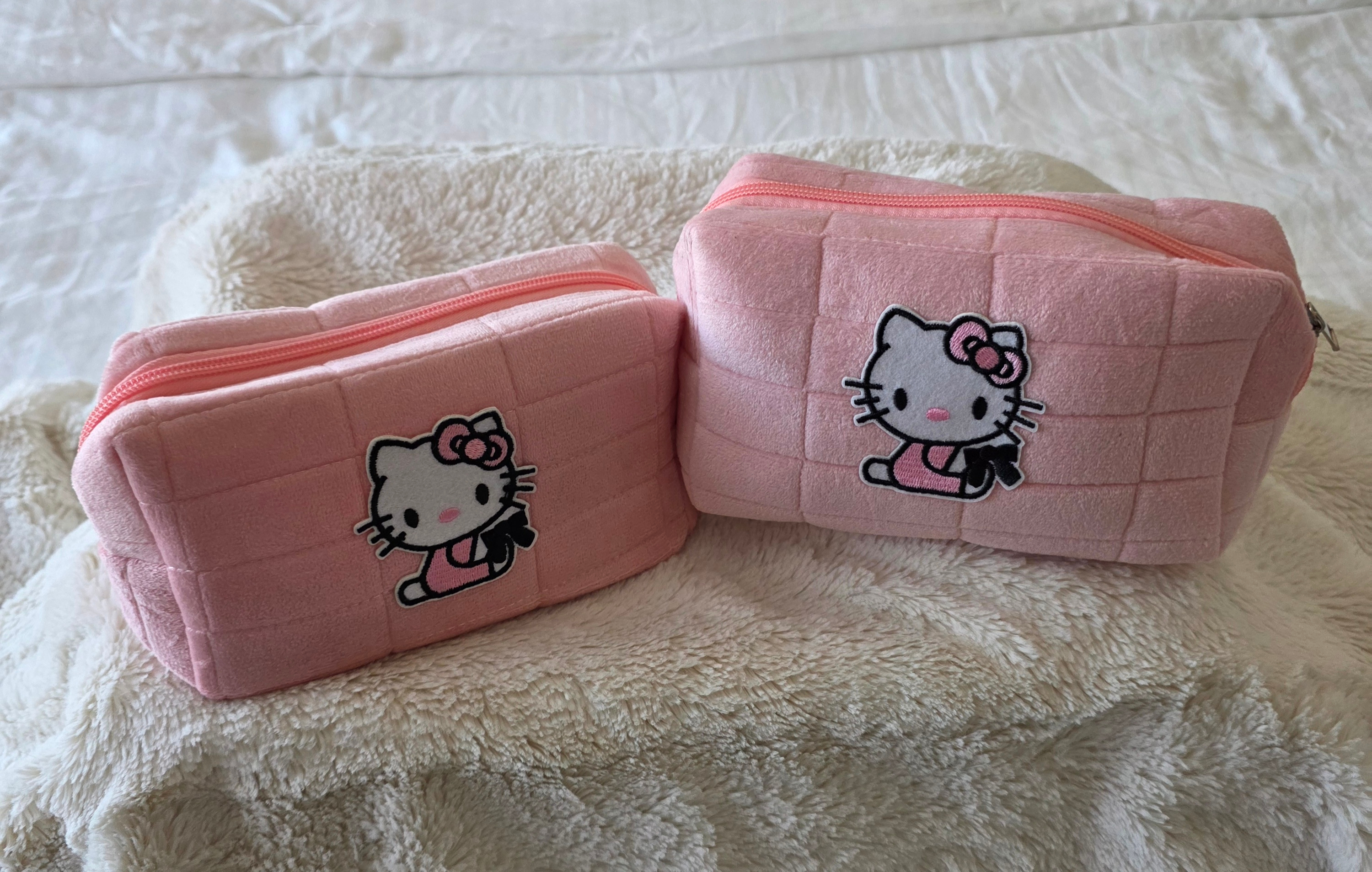 Pink "Hello Kitty" 2 Pack-Plush Makeup Bag/Toiletry-BRAND NEW! - photo 2