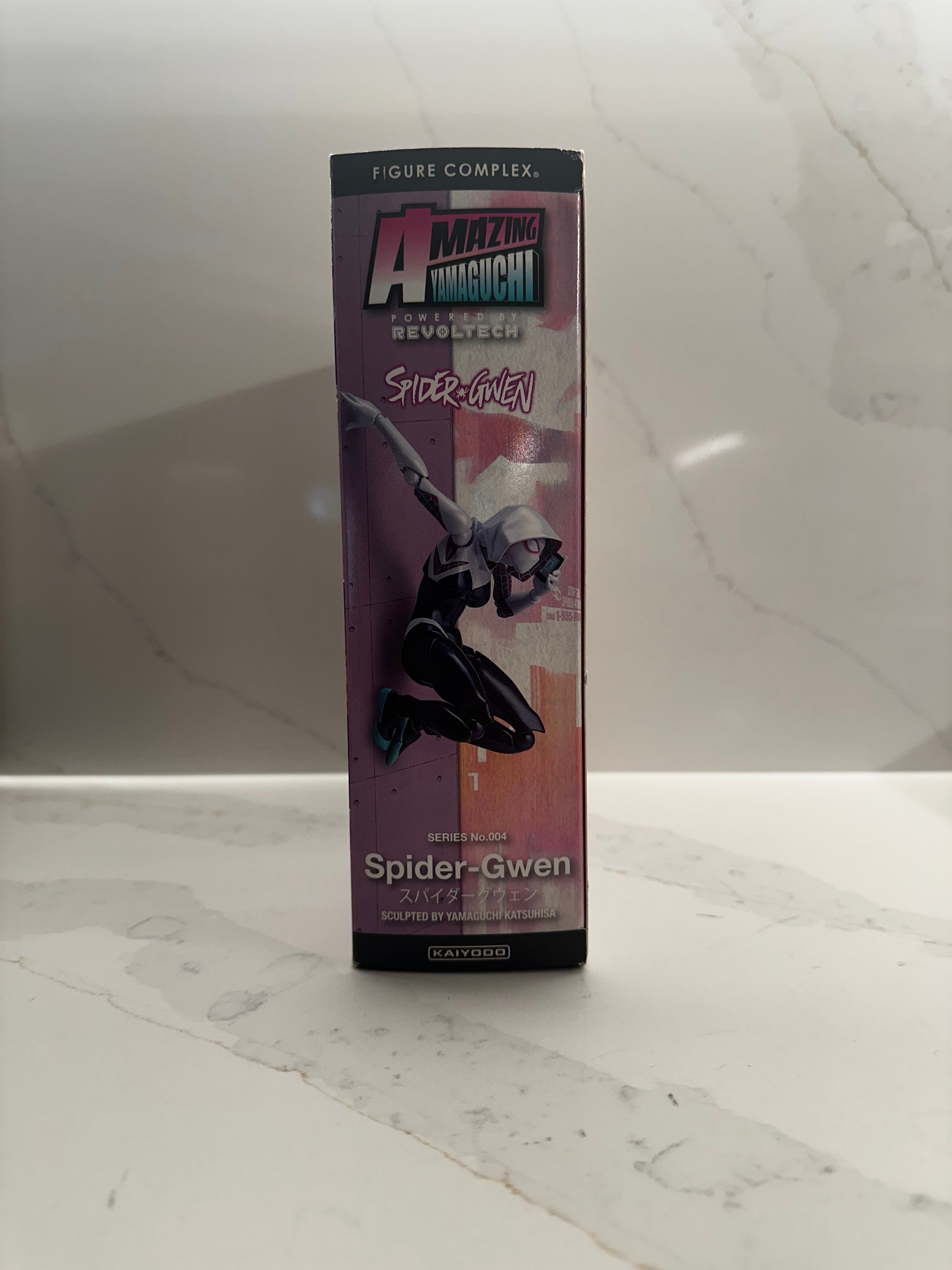 Revoltech - Amazing Yamaguchi Spider-Gwen | Re-Release - photo 2