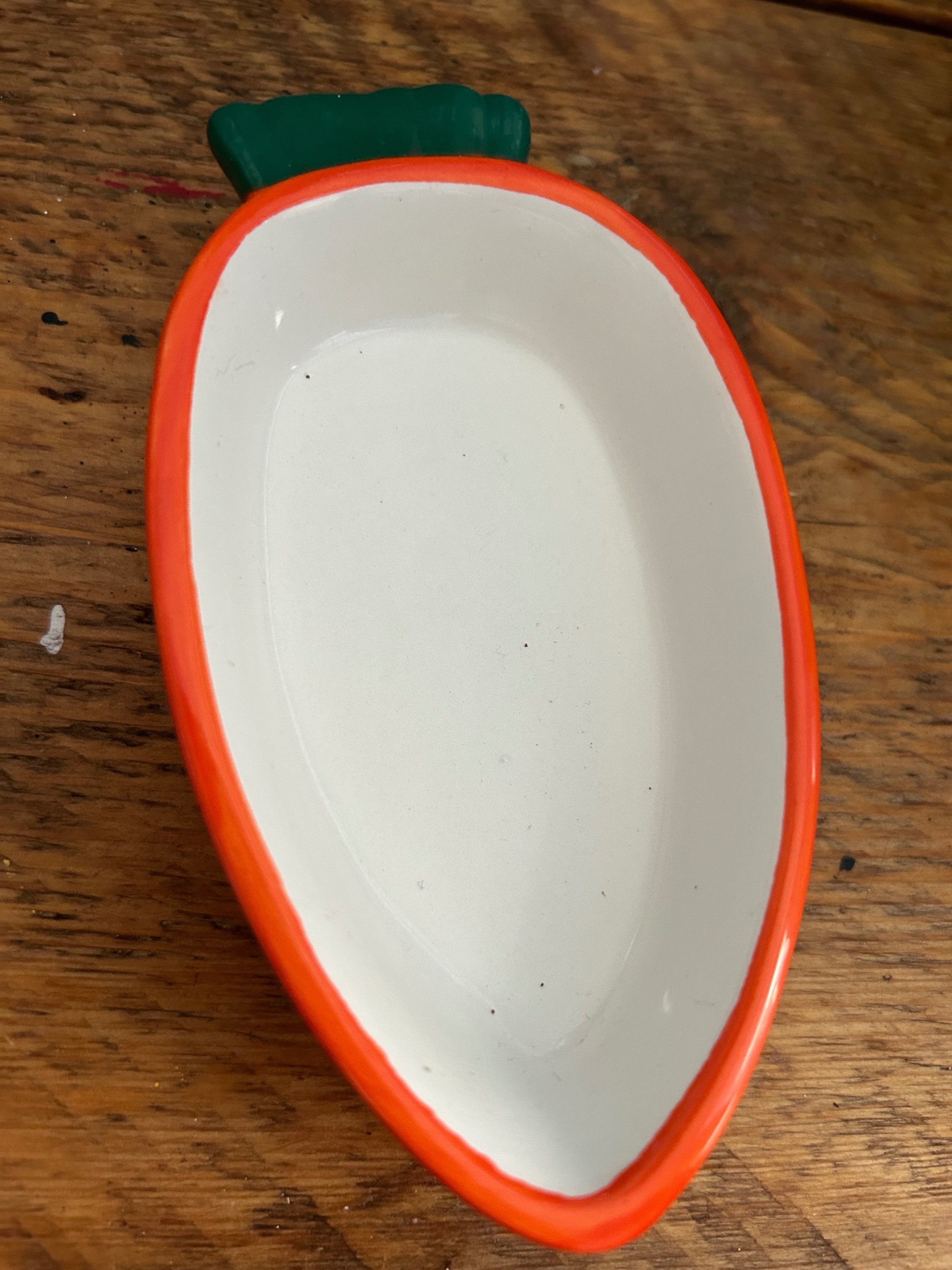Carrot Shaped Ceramic Pet Bowl