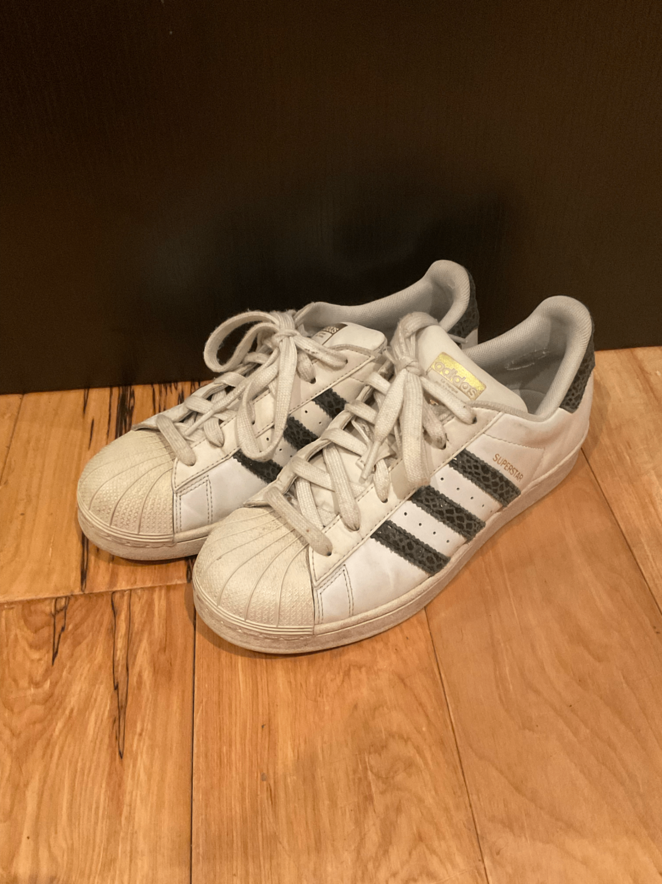 Adidas Superstar - Size 7 women's