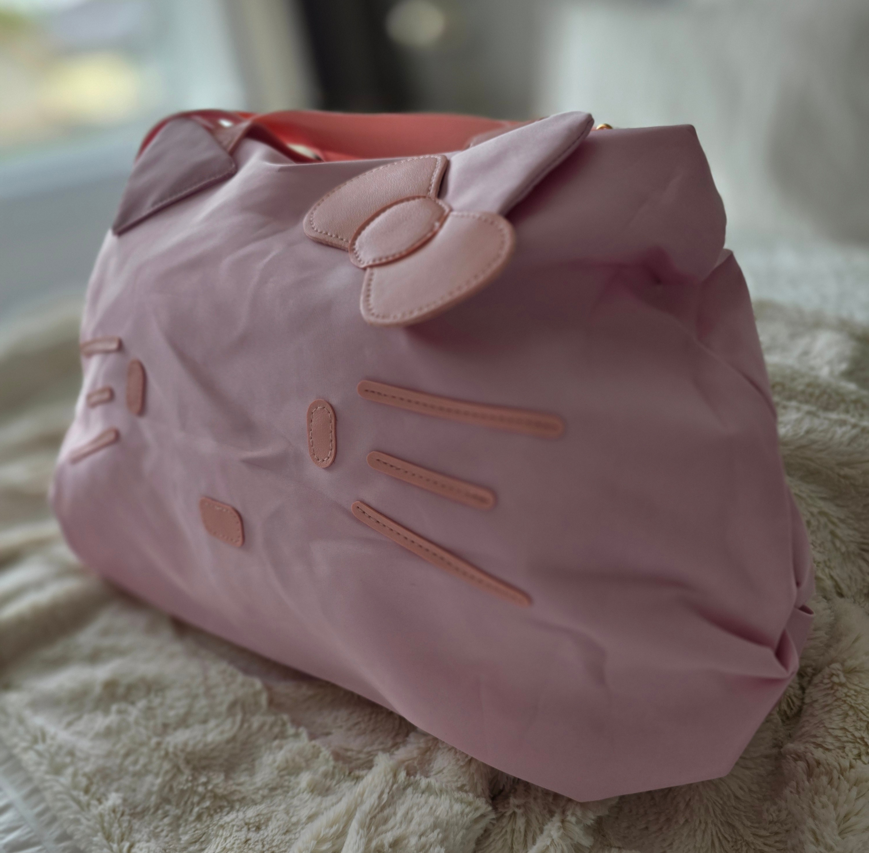 Hello Kitty-Pink-(Pink Eyes/Bow)-Gym/Carry-On Bag-BRAND NEW