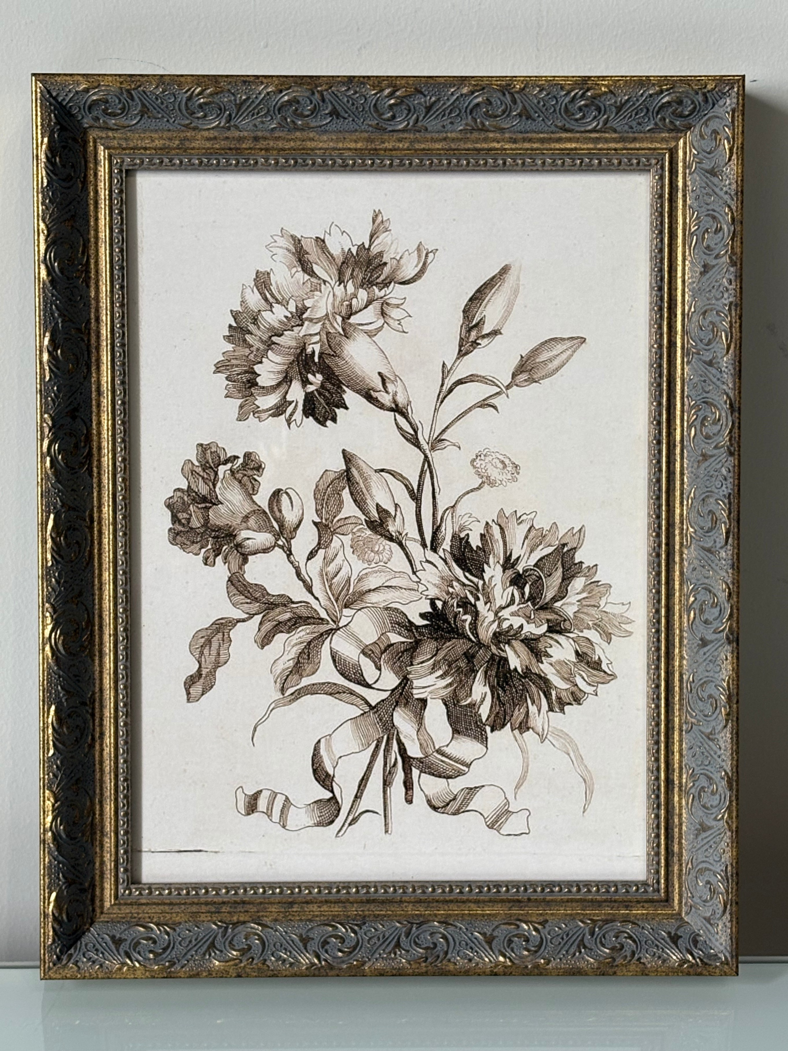 Vintage-Style Framed Floral Wall Art