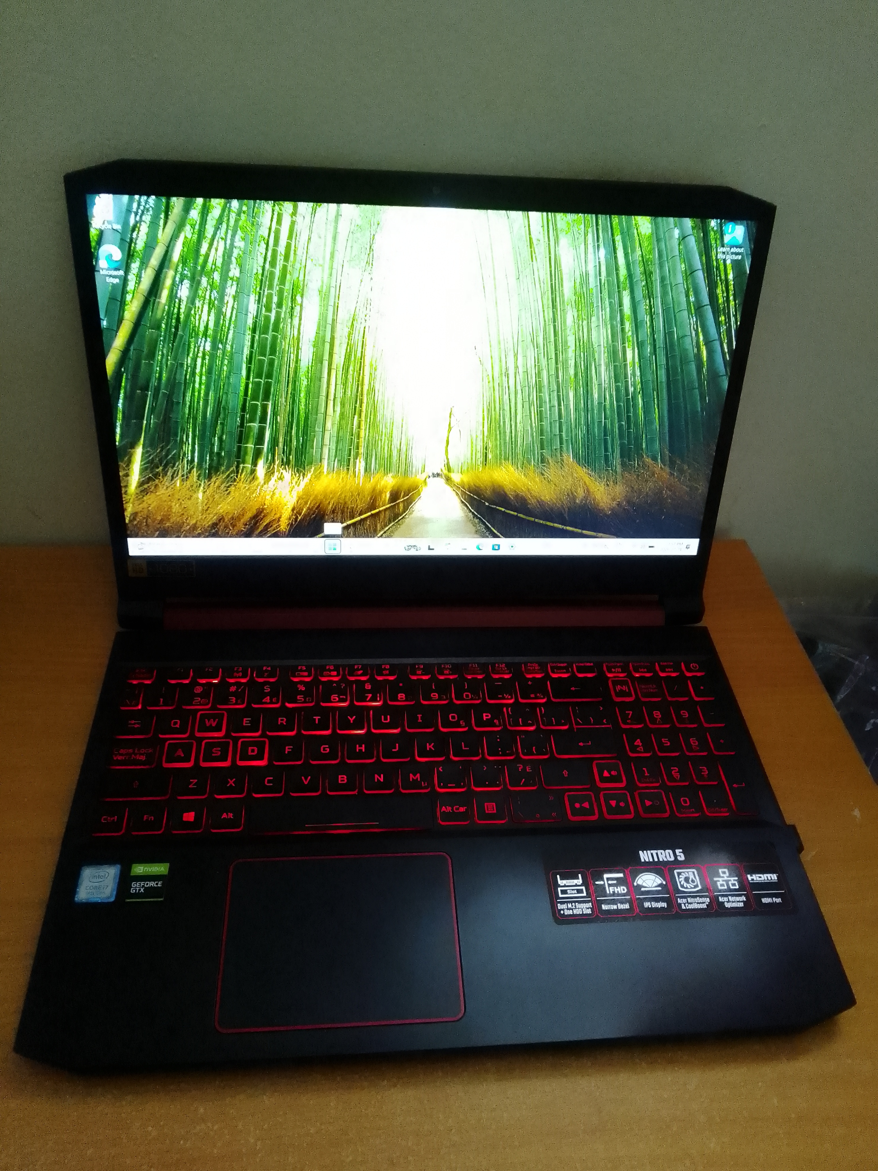 Acer Nitro 5 Gaming Laptop AN515-54-787Z – i7 | 16GB | 1.5TB