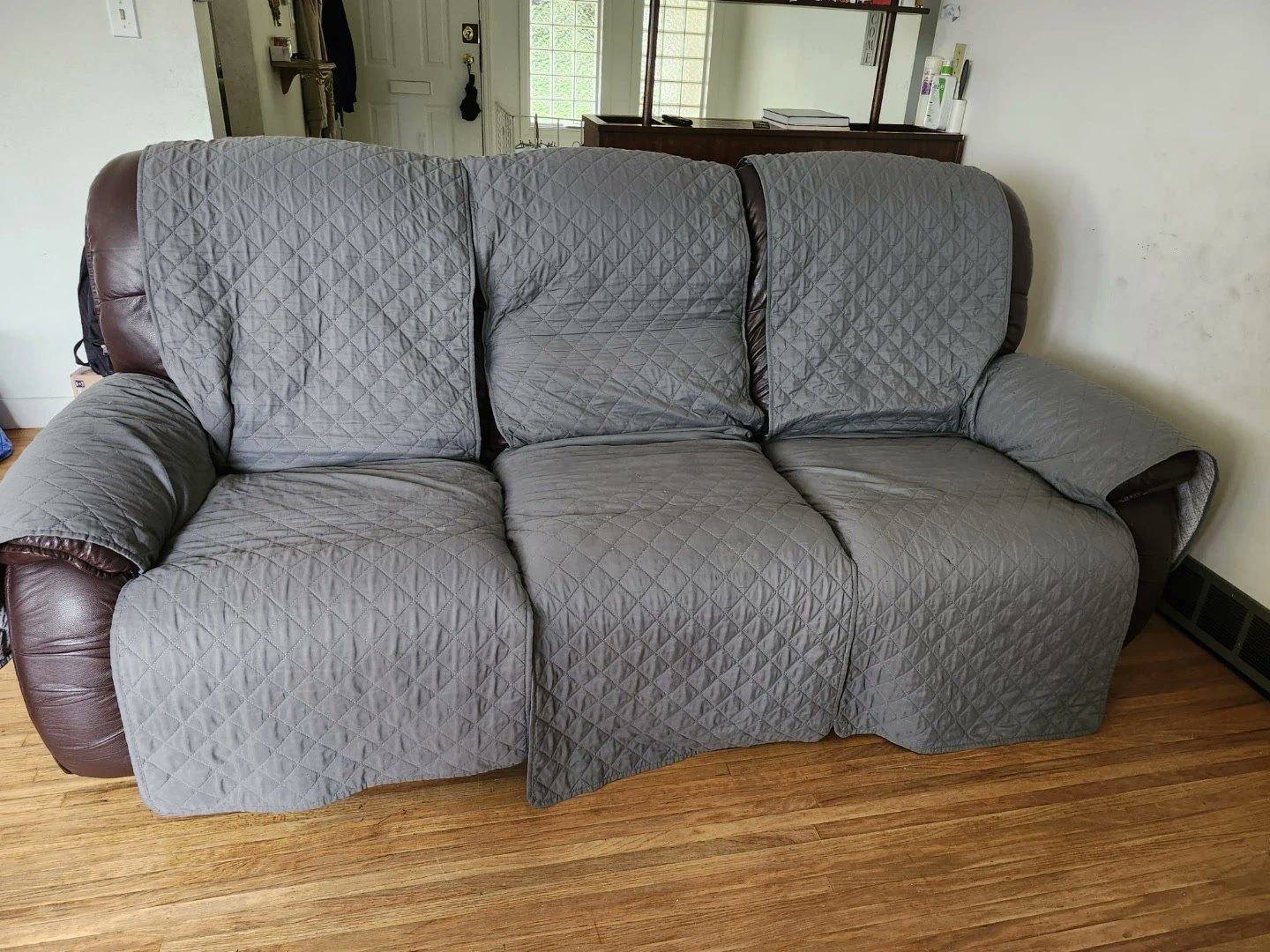 FREE: 2 Reclining Sofas, Pickup by July 25 - photo 3