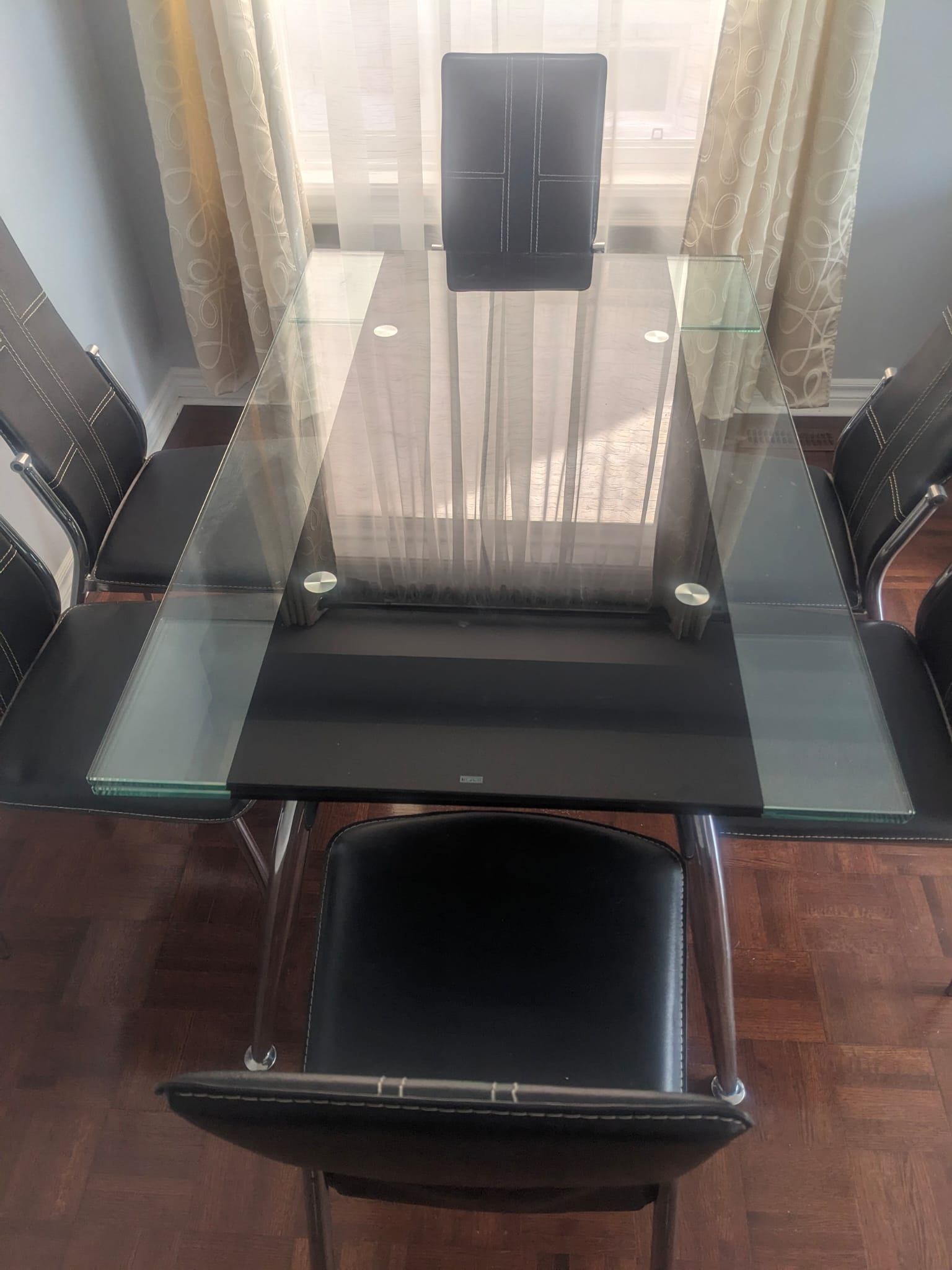 Tempered glass dining table with six chairs - photo 2