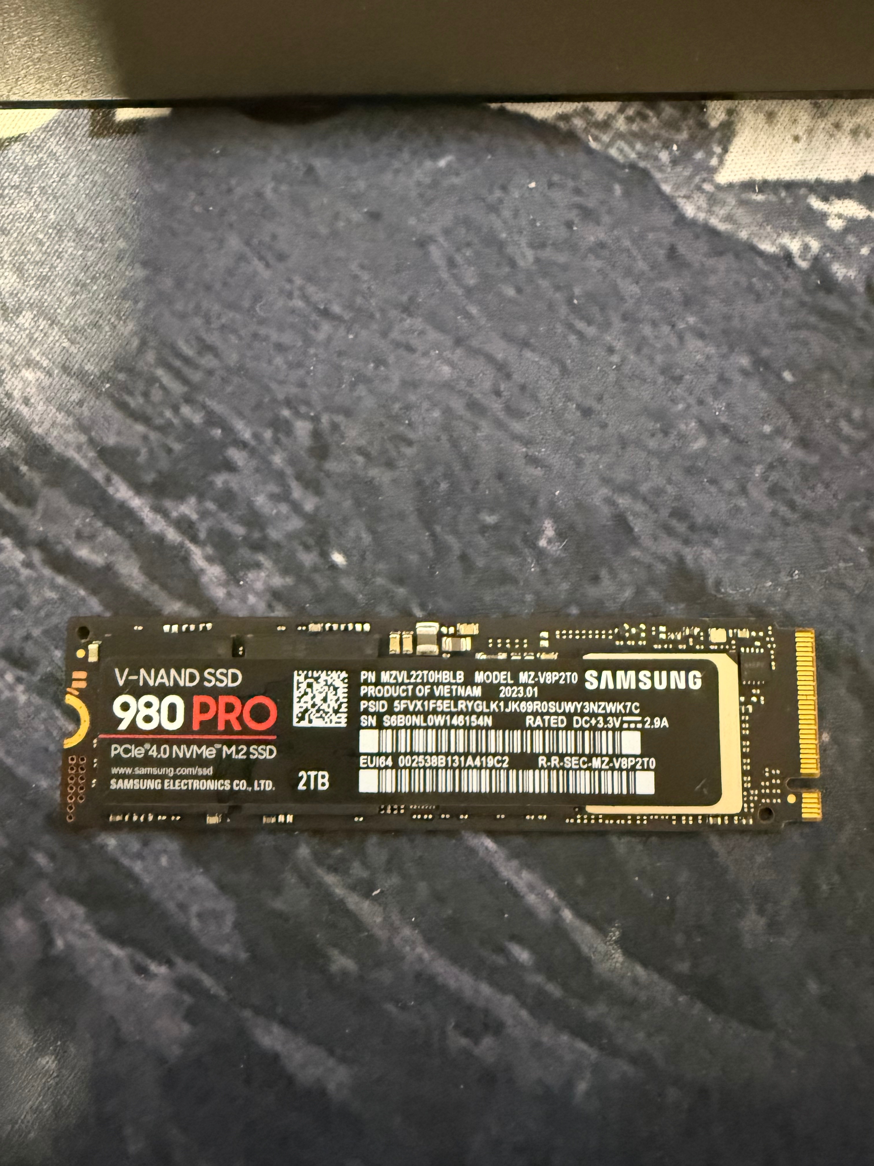 Samsung 980 PRO 2TB NVMe SSD with ORICO M.2 Enclosure