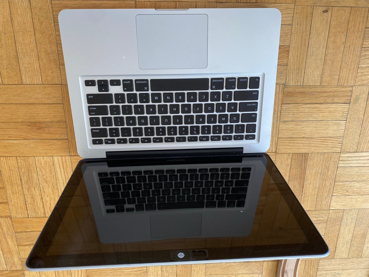Apple MacBook Pro 13" (2012) + Charger – For Parts or Repair - photo 2