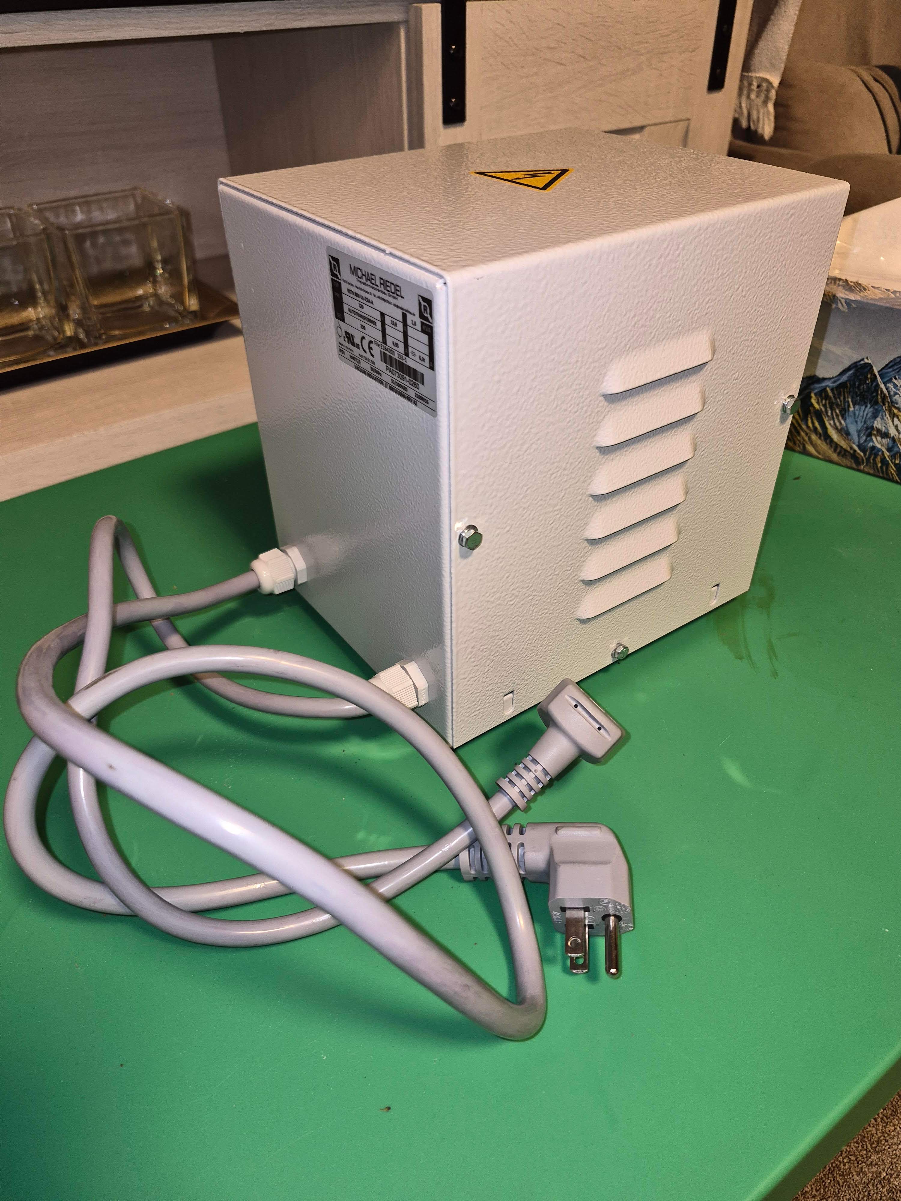 Michael Riedel Autotransformer