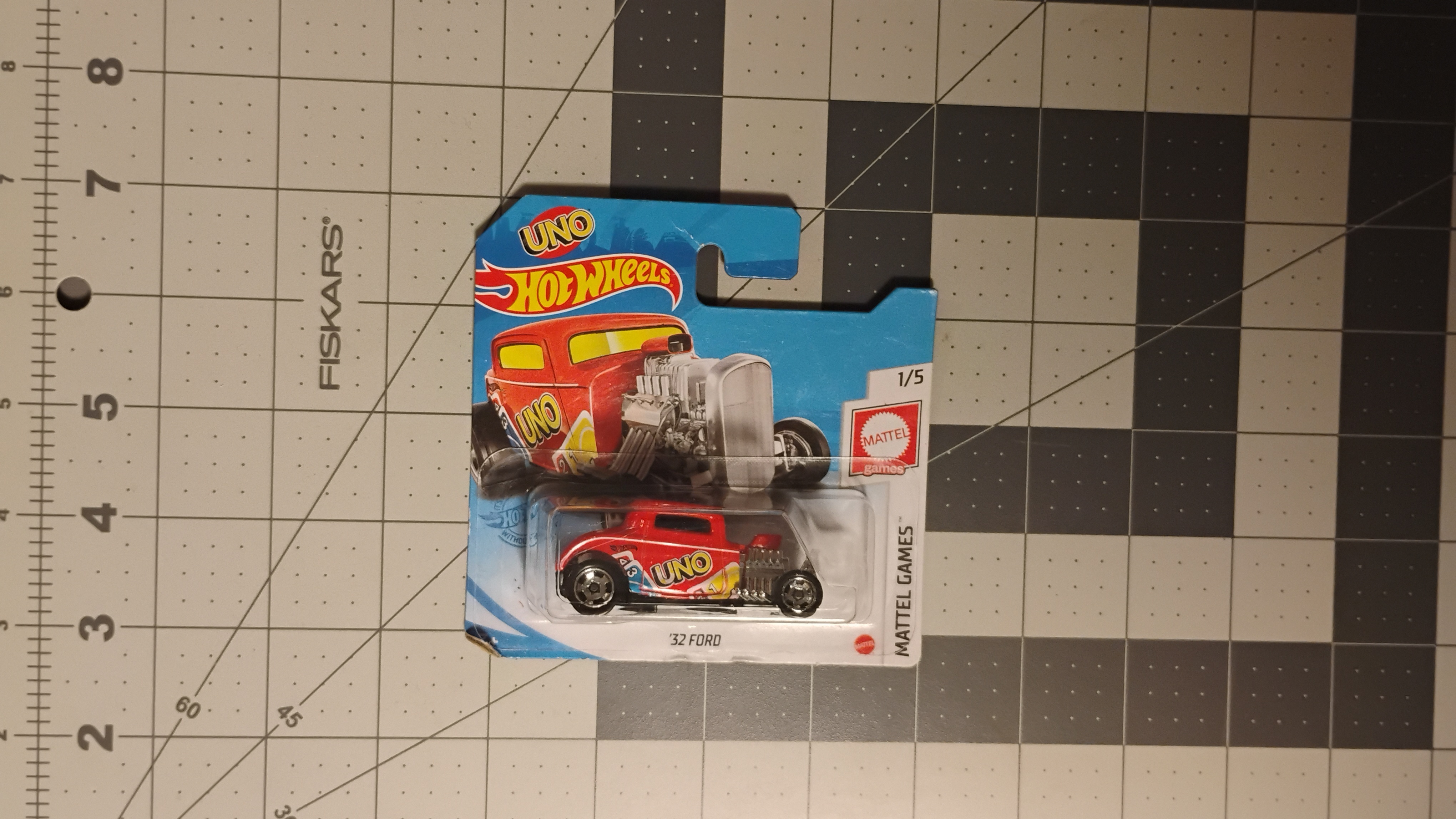 2021 Hot Wheels Mattel Games- 1932 Ford UNO