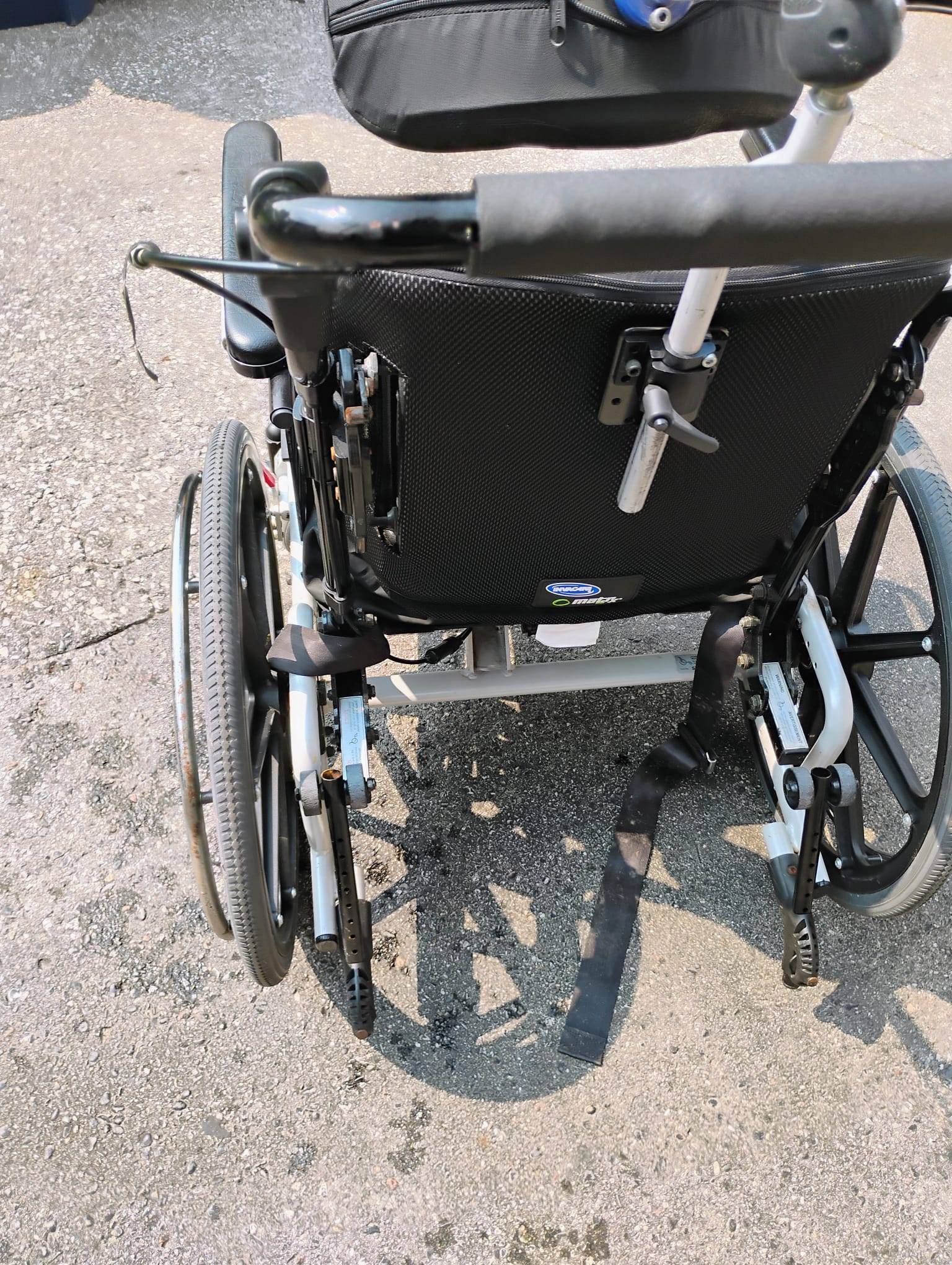 Invacare Matrx Wheelchair w/Attachments/ROHO - photo 4