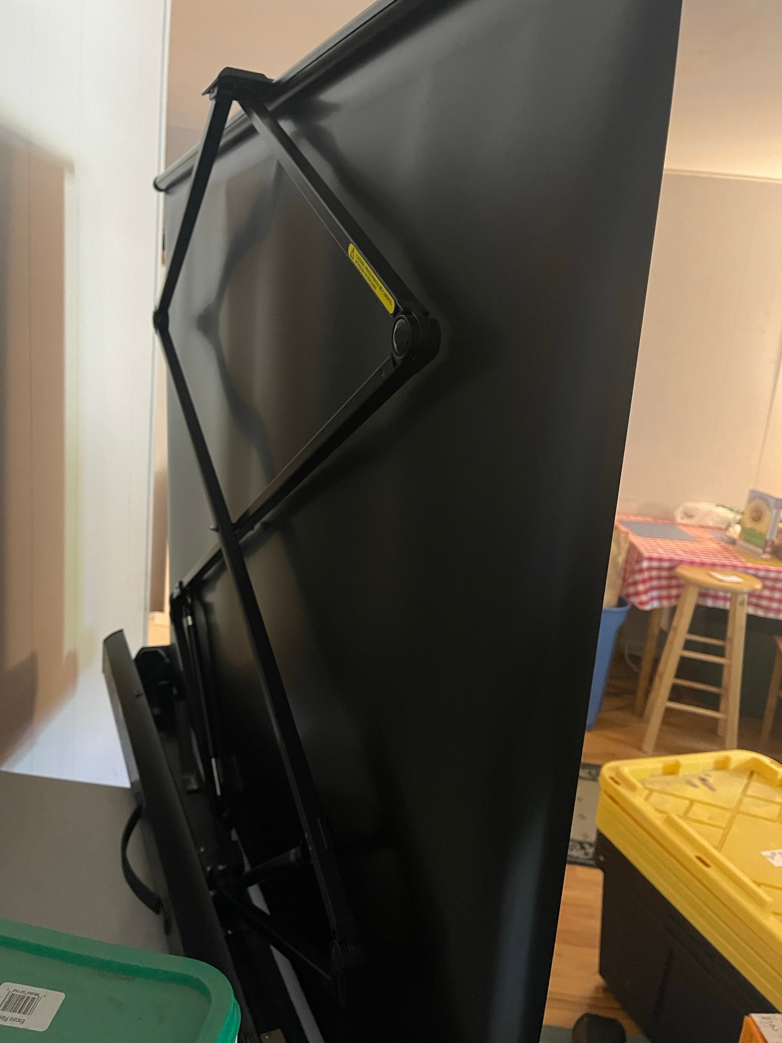 DA-LITE Portable Projector Screen 3' high 4' wide white screen - photo 5