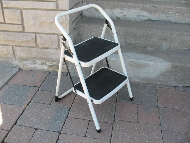 2 Step Folding Stepladder - photo 4