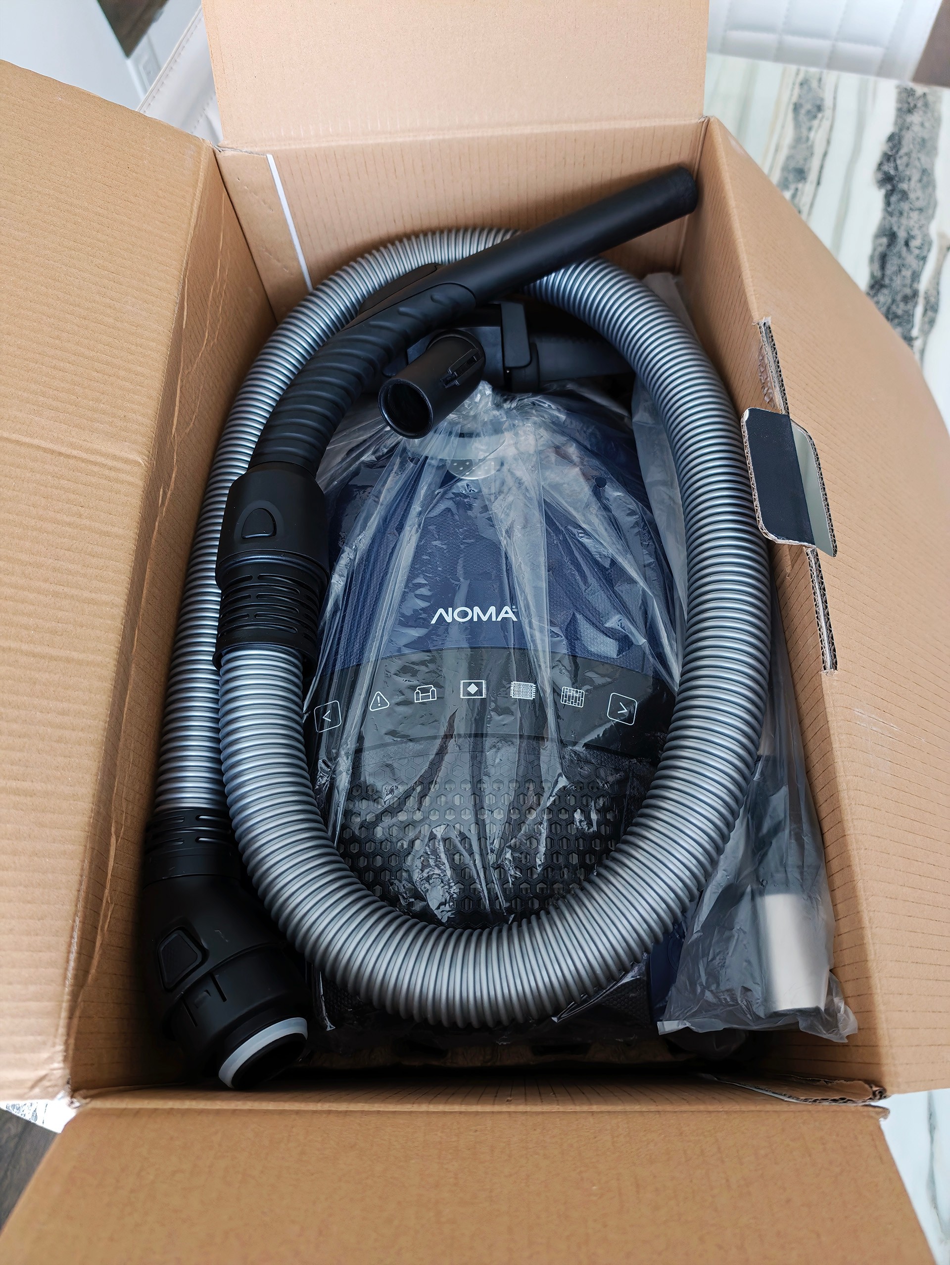 NOMA Multi-Surface Bagged Corded Canister Vacuum (Like New) - photo 2